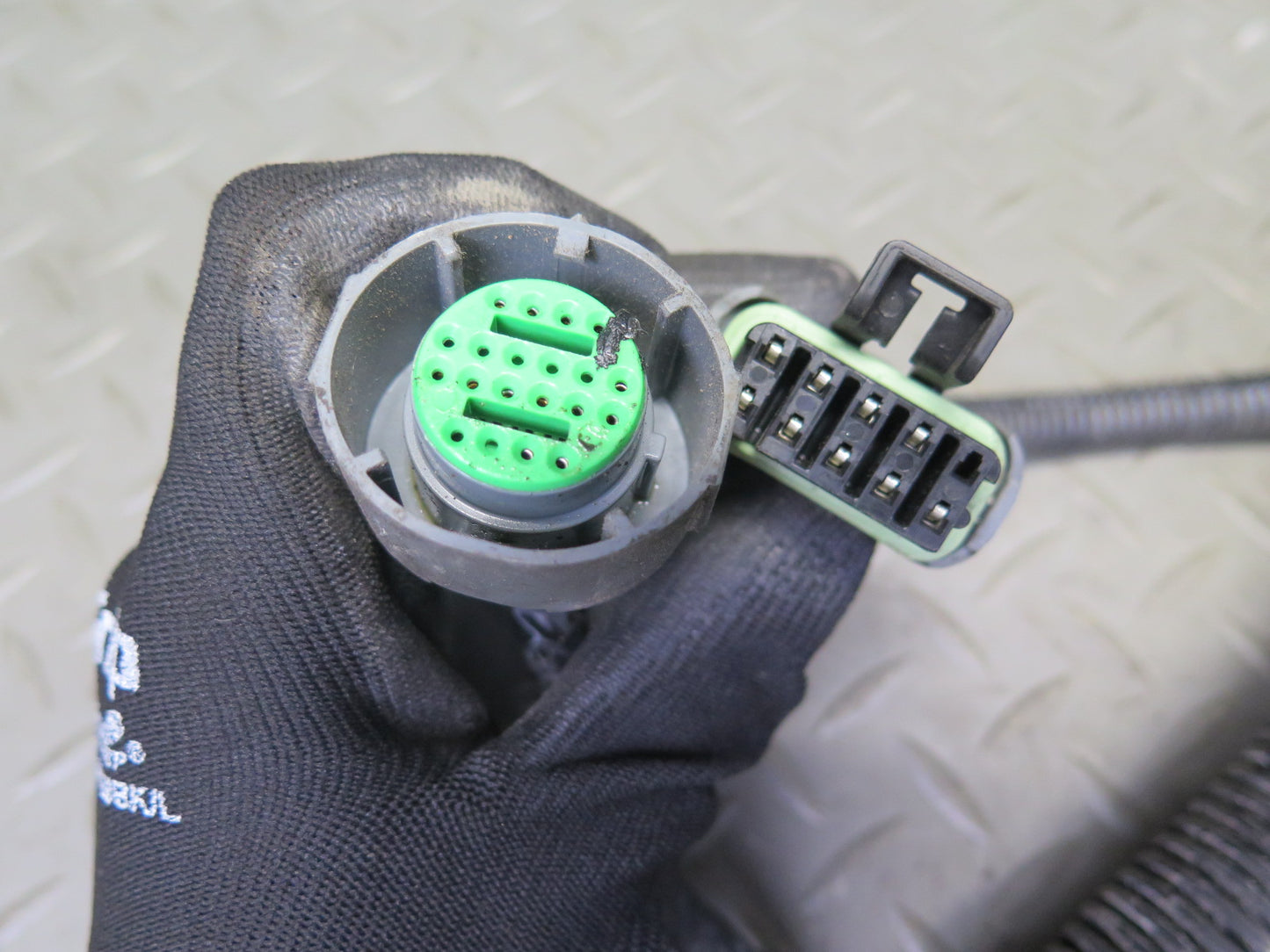 2001 Chevrolet Corvette C5 A/T Transmission Wire Wiring Harness OEM