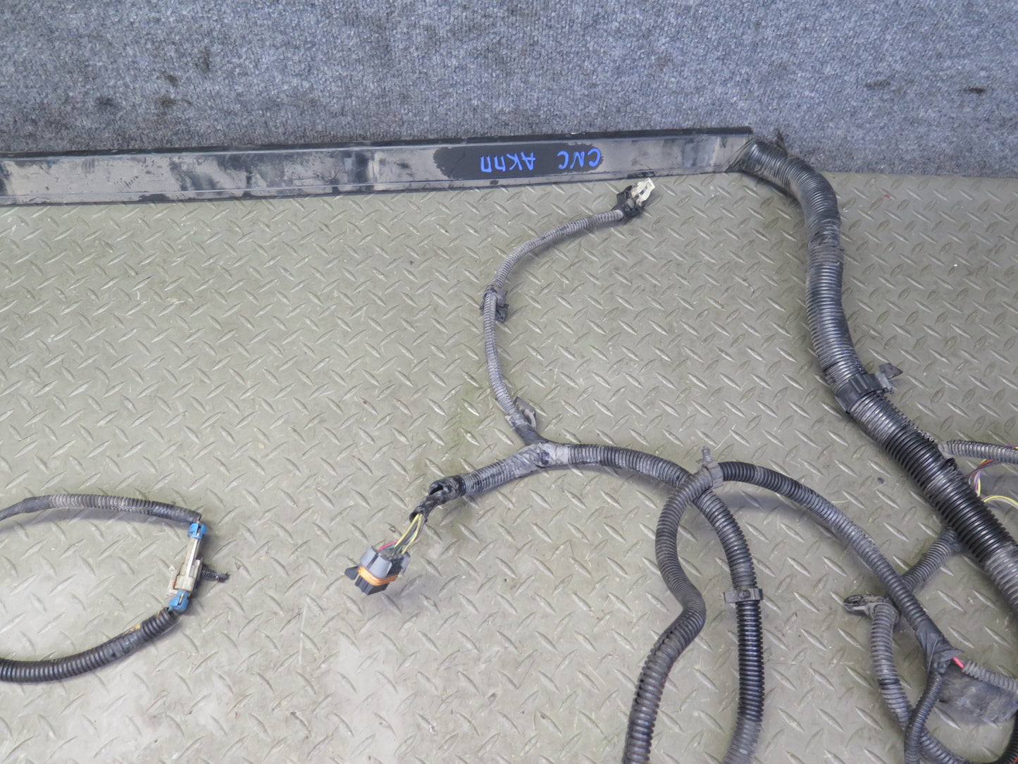 2001 Chevrolet Corvette C5 A/T Transmission Wire Wiring Harness OEM