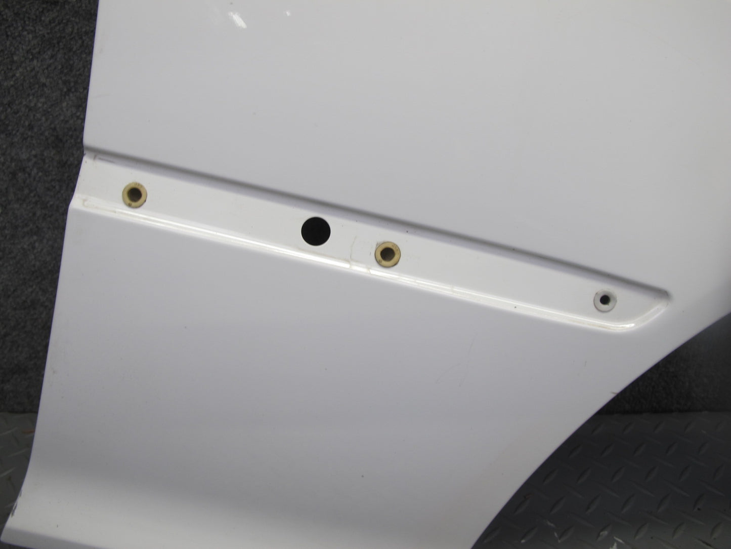 04-06 BMW E46 330ci Coupe Convert Front Right Fender Shell Cover Panel White OEM