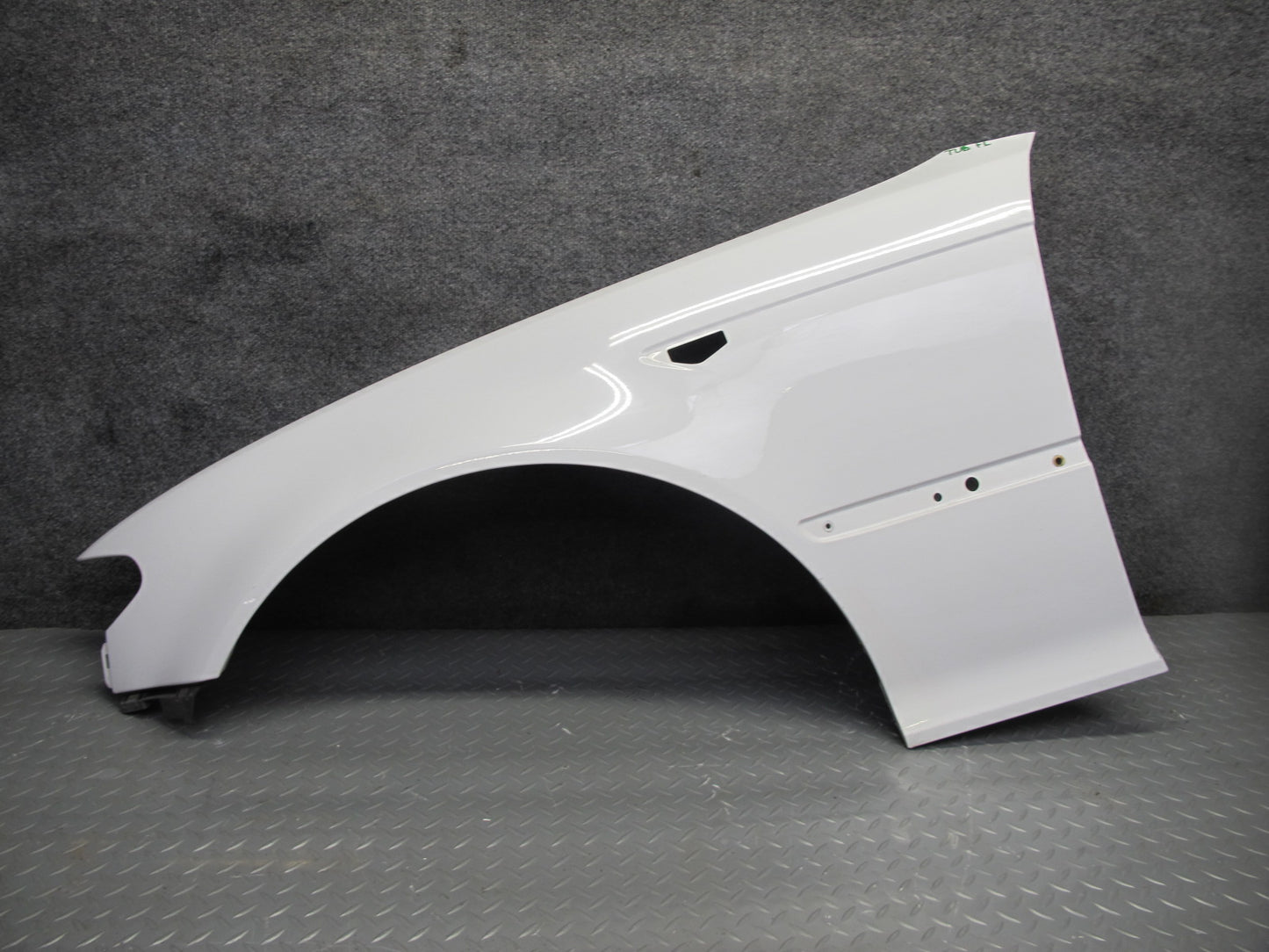 04-06 BMW E46 330ci Coupe Convert Front Left Fender Shell Cover Panel White OEM
