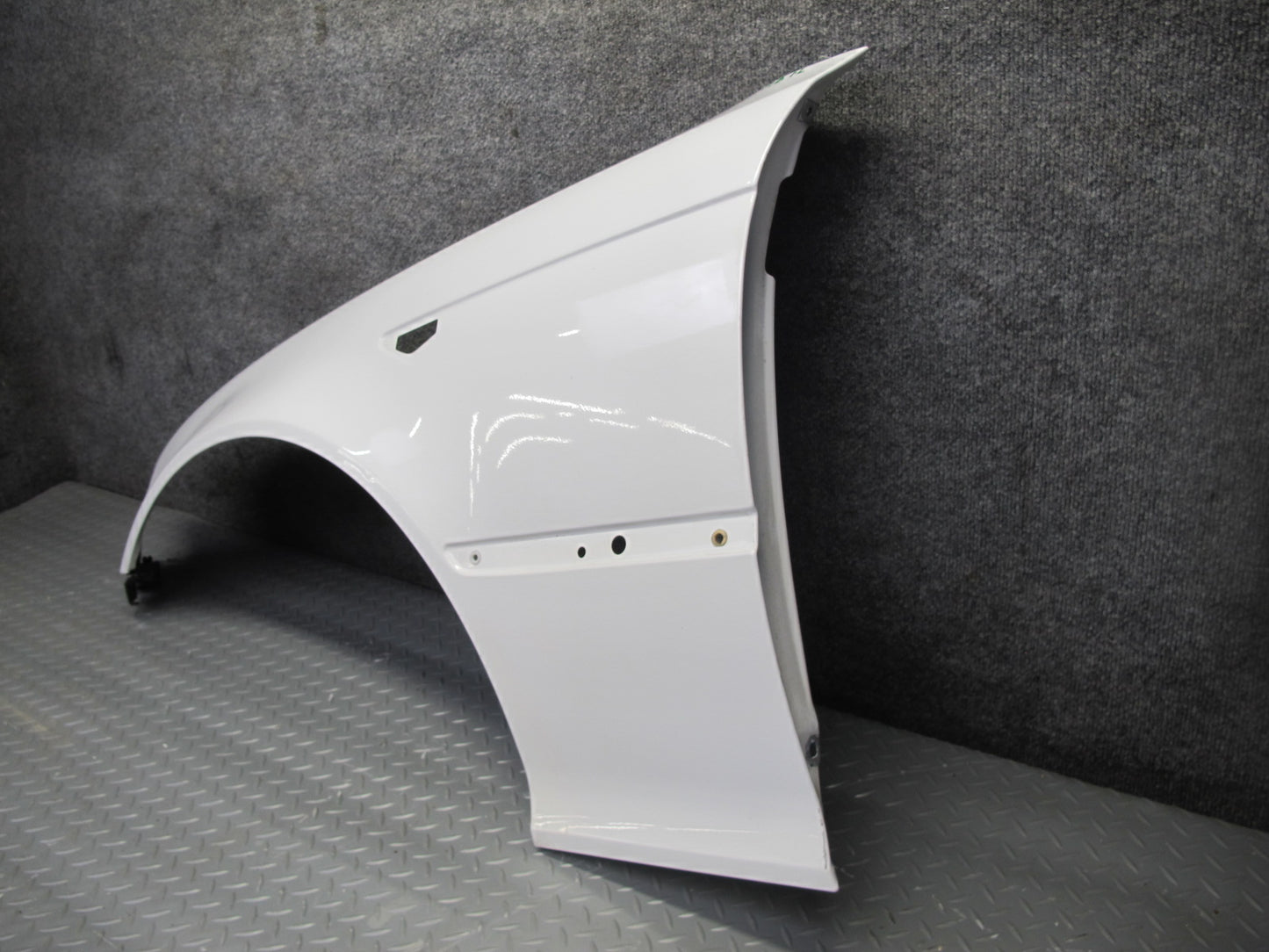 04-06 BMW E46 330ci Coupe Convert Front Left Fender Shell Cover Panel White OEM