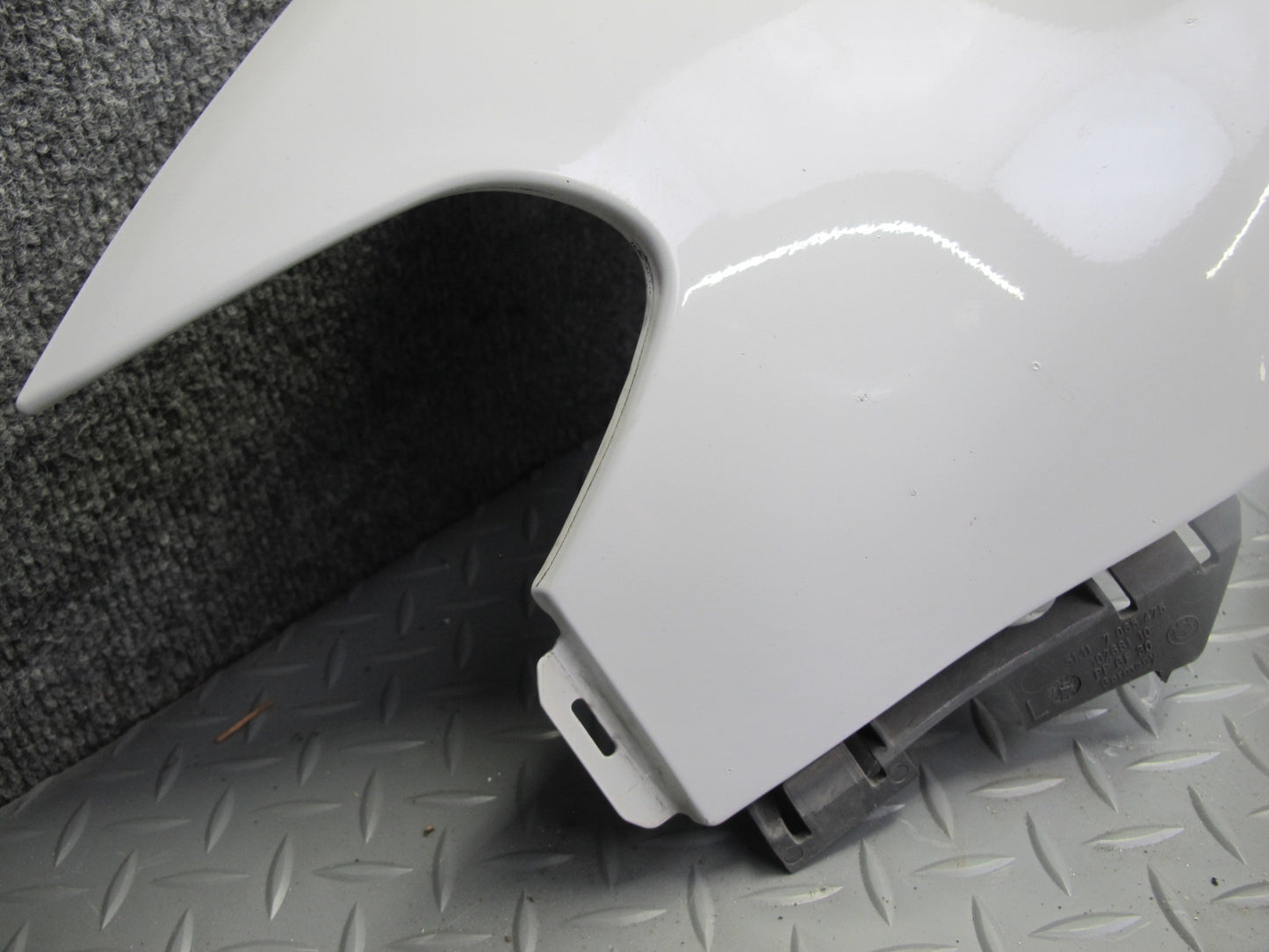 04-06 BMW E46 330ci Coupe Convert Front Left Fender Shell Cover Panel White OEM