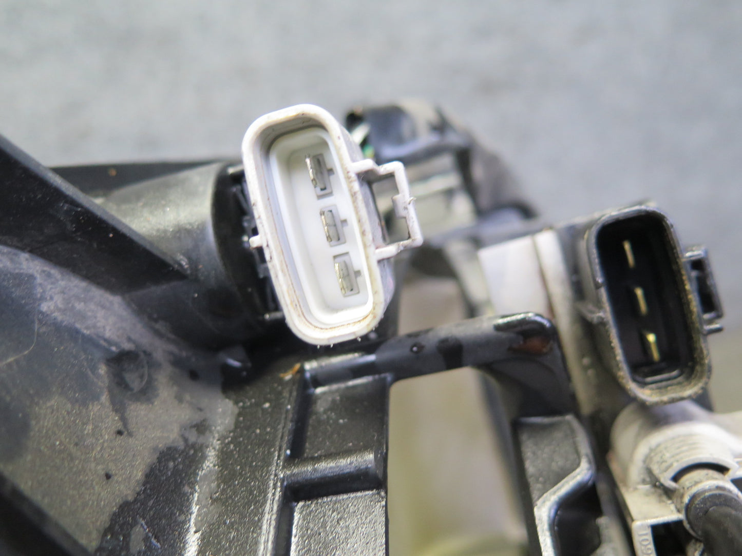 08-14 Lexus USE20L Is-f Engine Motor Cooling Dual Fan w Shroud & Module Assy OEM