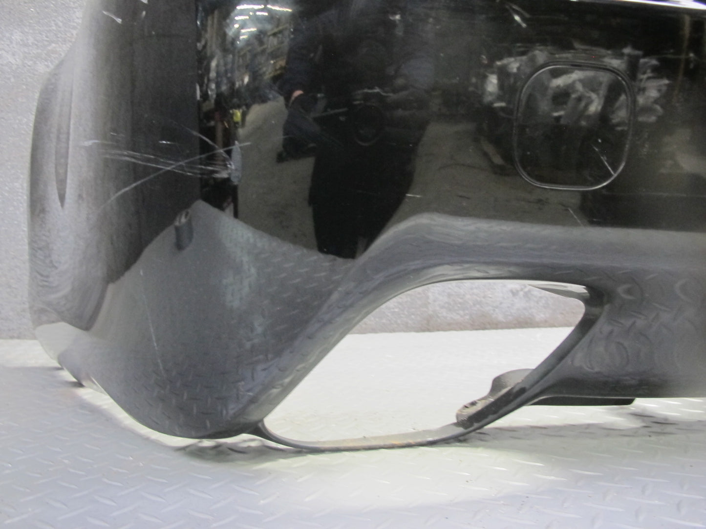 08-10 Lexus USE20L Is-f Rear Bumper Cover Obsidian OEM