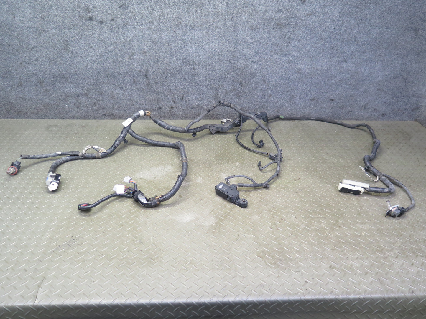 08-10 Lexus USE20L Is-f Under Engine Bay Wire Wiring Harness w Smog Sensor OEM