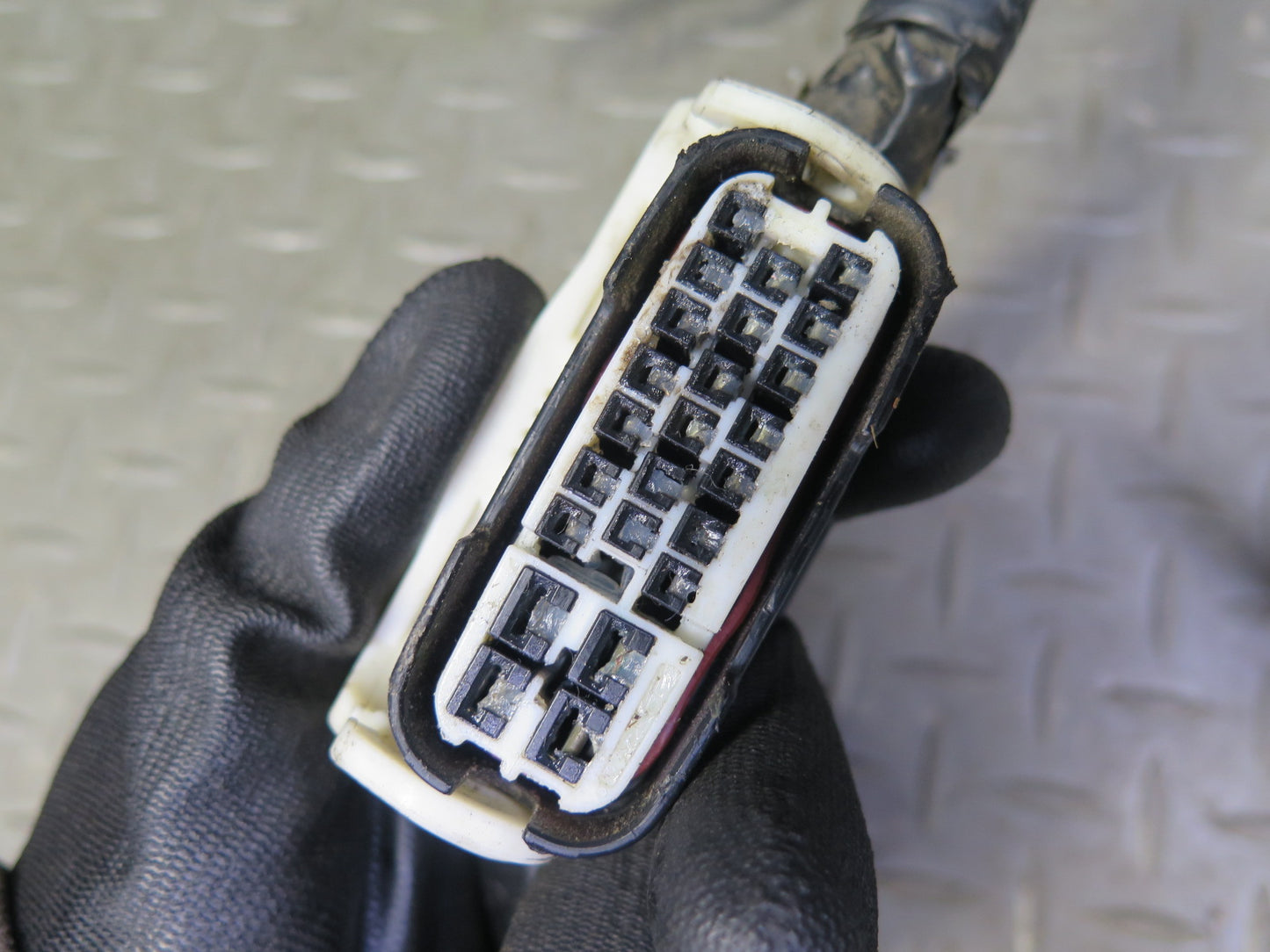 08-10 Lexus USE20L Is-f Under Engine Bay Wire Wiring Harness w Smog Sensor OEM