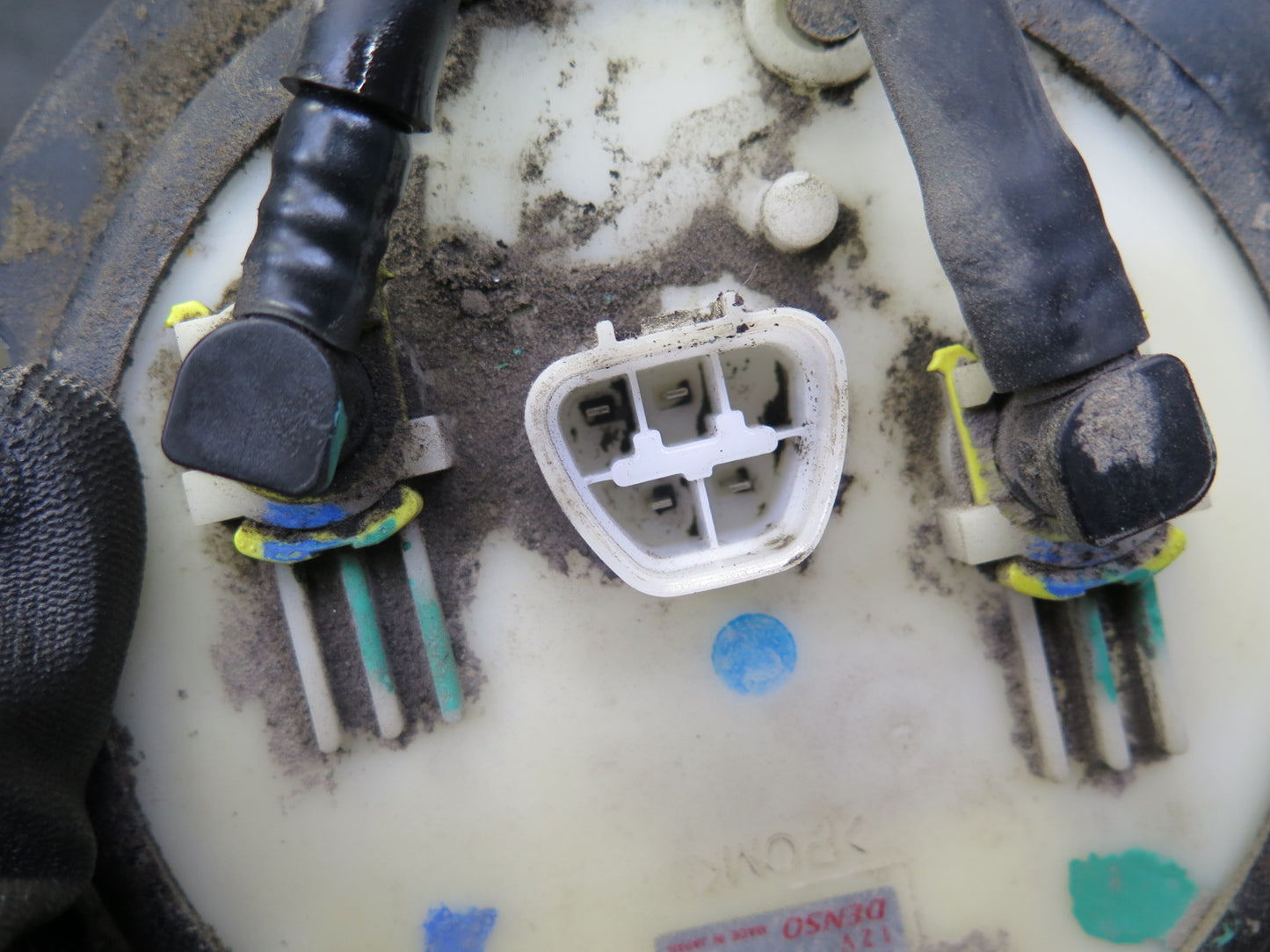 08-14 Lexus USE20L Is-f Fuel Pump Assembly 77020-53141 OEM