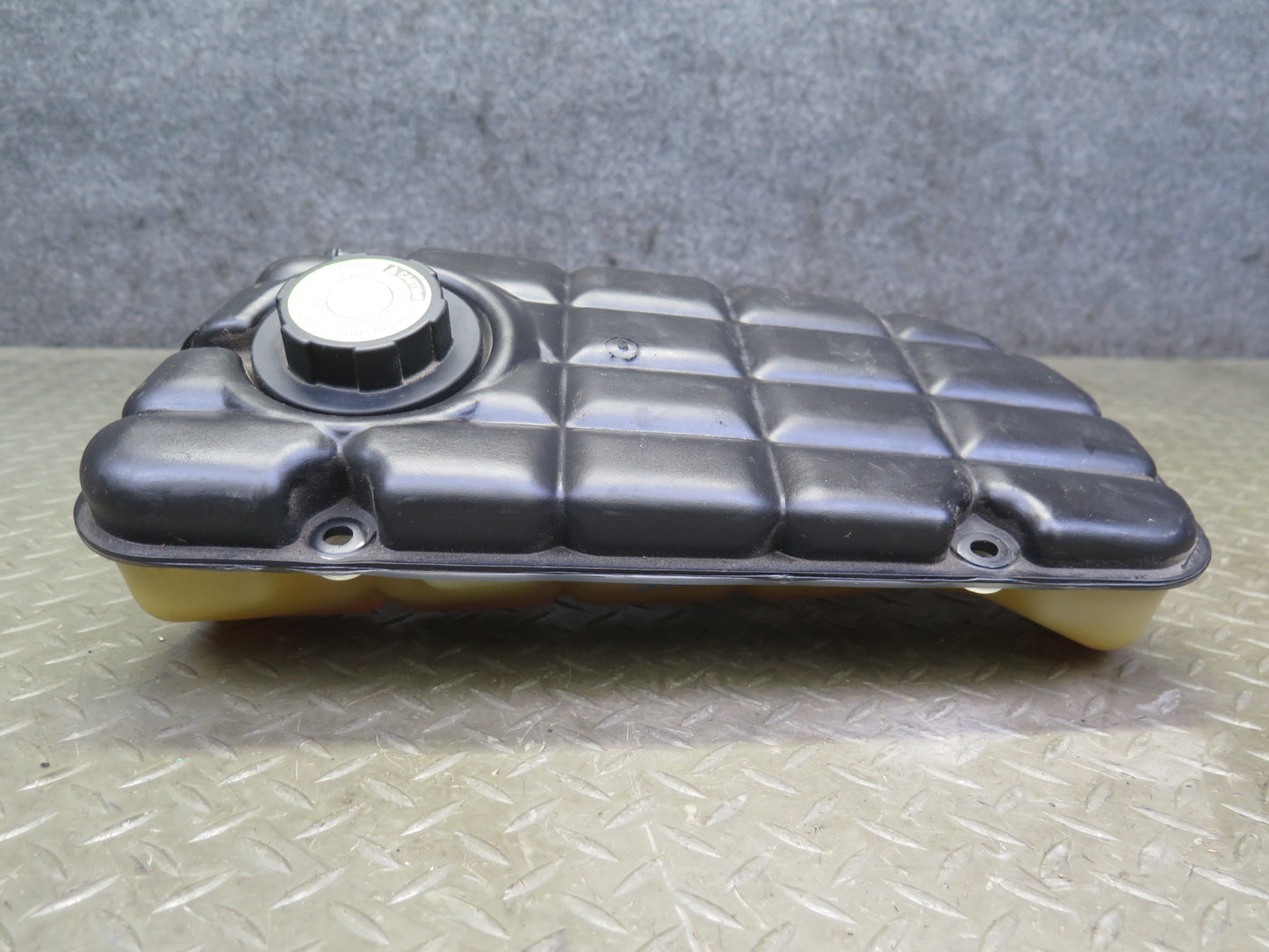 00-04 Chevrolet Corvette C5 Engine Coolant Expansion Overflow Reservoir Tank OEM