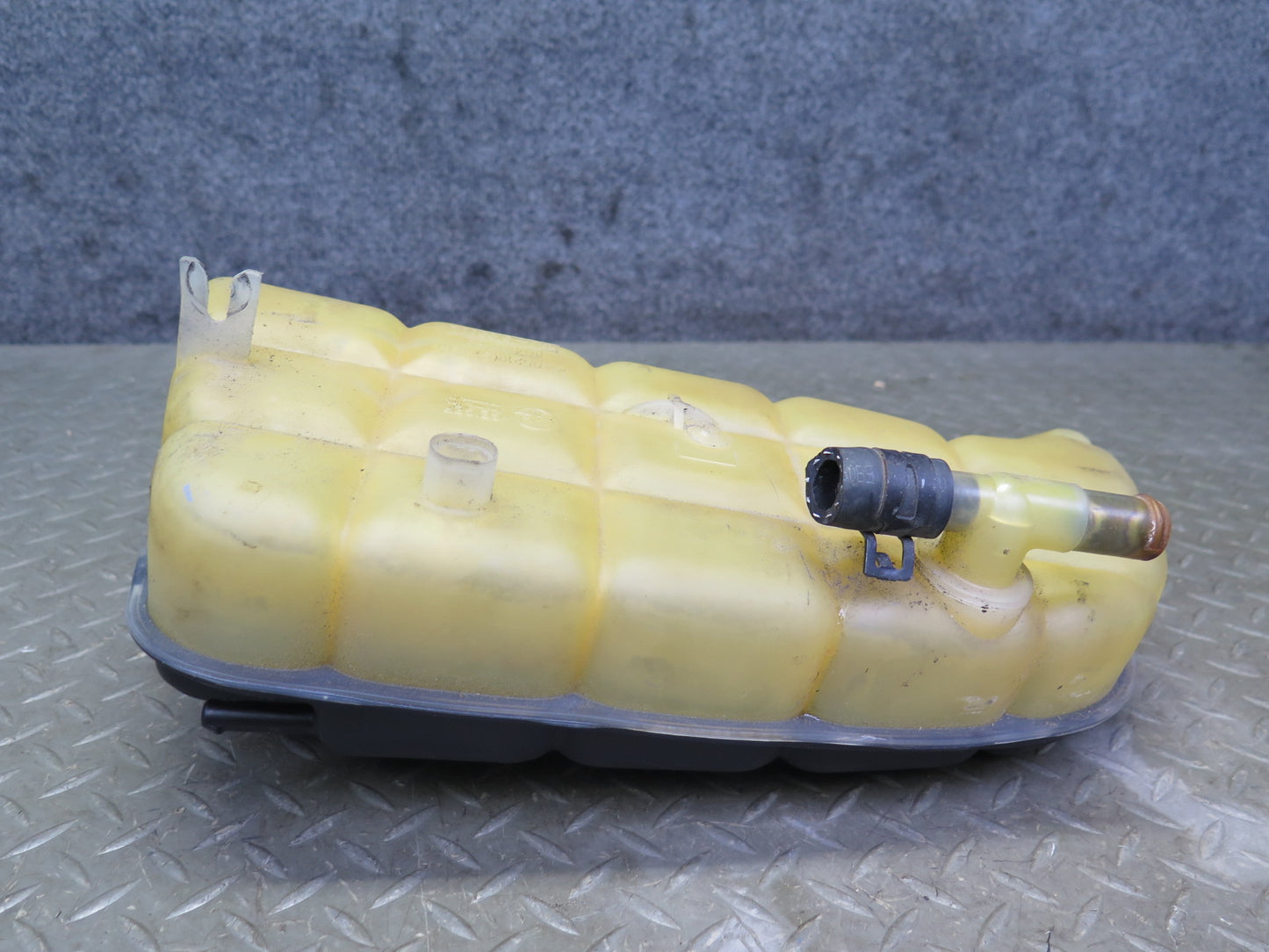00-04 Chevrolet Corvette C5 Engine Coolant Expansion Overflow Reservoir Tank OEM