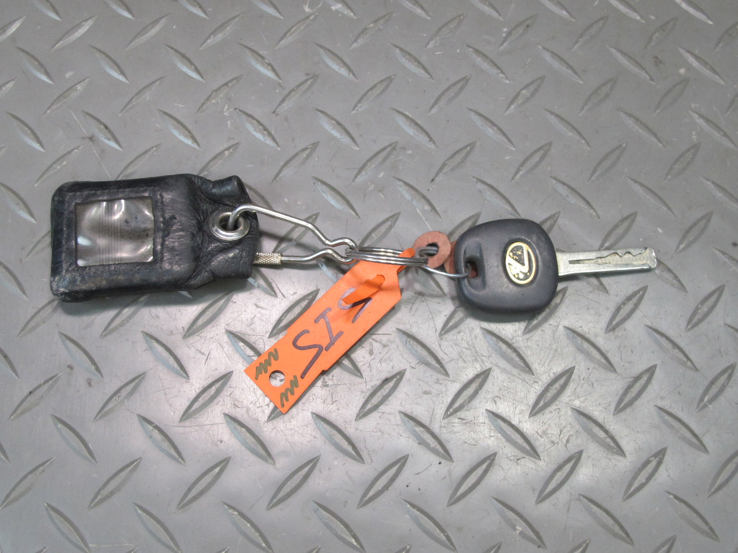 2001 Lexus JCE10L IS300 Engine ECU Ignition Door Trunk Glove Lock KEY Set OEM