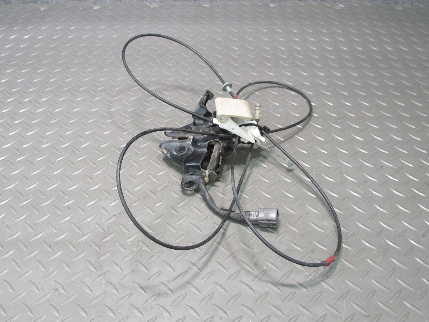 2006-2009 Lexus GX470 Hood Lock Latch W/ Release Cable & Handle  Assembly