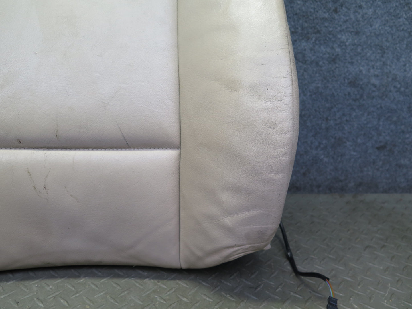 01-06 BMW E46 330ci Convertible Front Right Seat Upper Leather Cushion Beige OEM