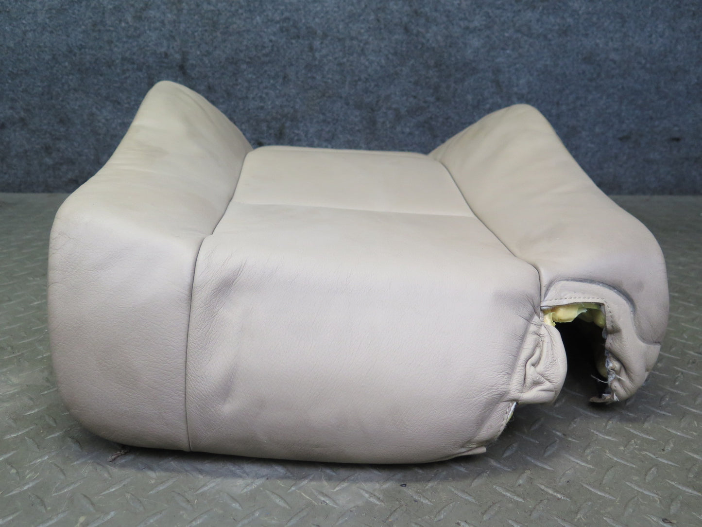01-06 BMW E46 330ci Convertible Front Right Seat Upper Leather Cushion Beige OEM