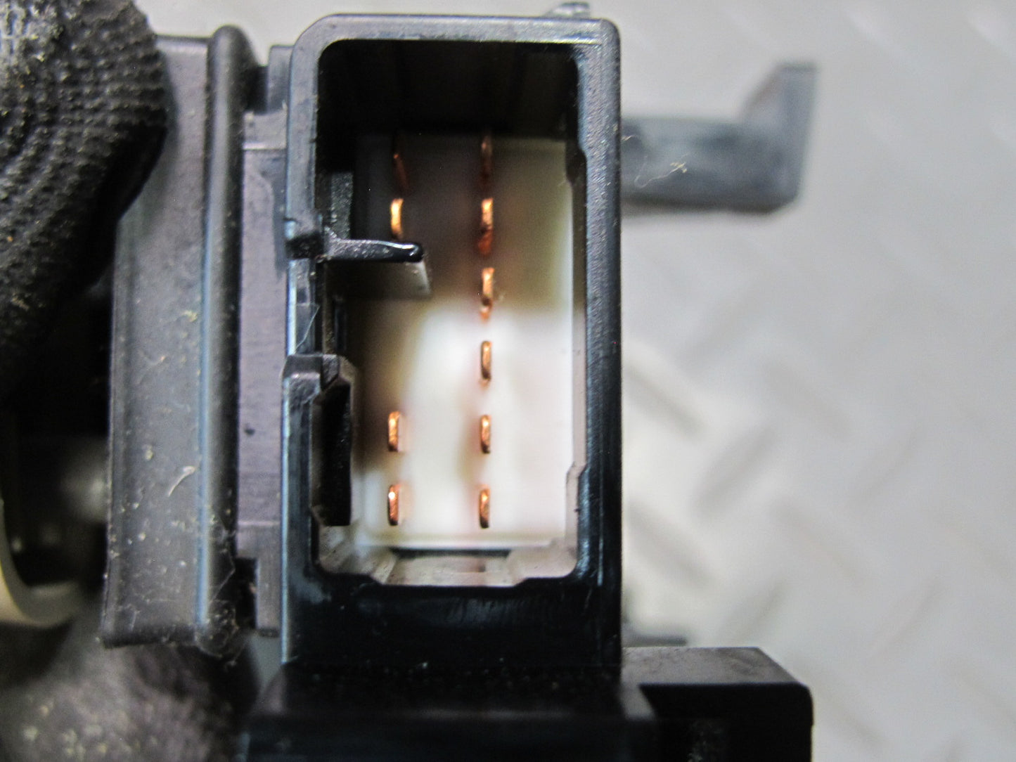 2005-2007 Lexus UZJ120L GX470 Front Right Passenger Side Seat Adjustment Switch