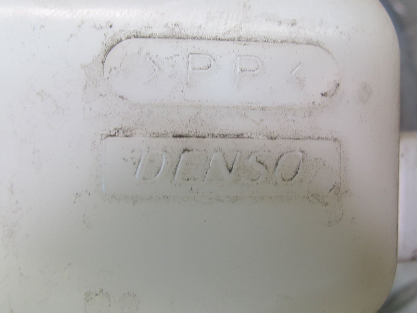 2003-2009 Lexus GX470 Engine Coolant Epxansion Overflow Reservoir Tank