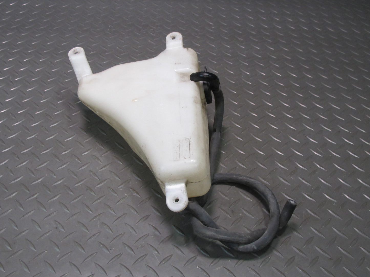 2003-2009 Lexus GX470 Engine Coolant Epxansion Overflow Reservoir Tank