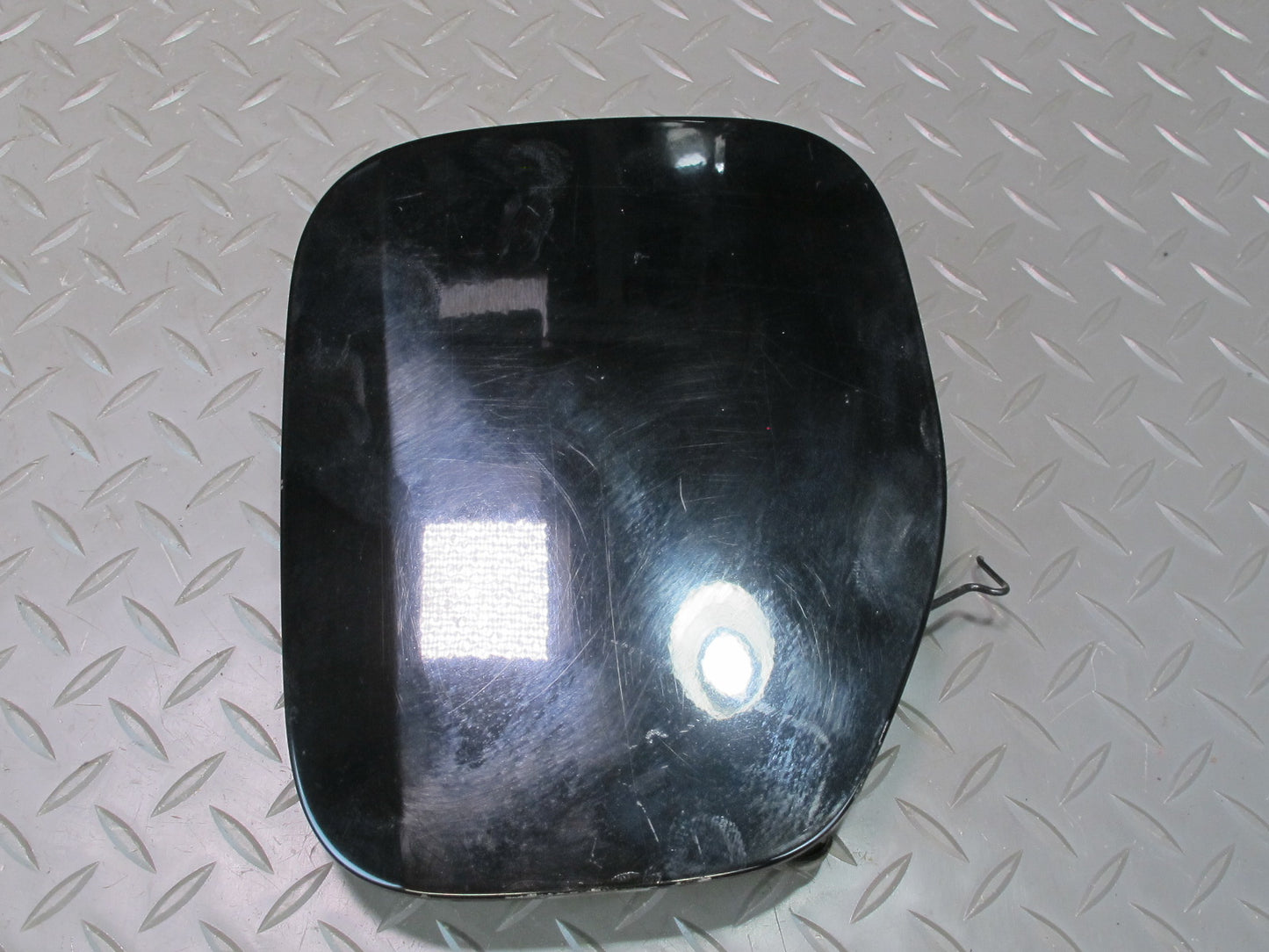 2003-2009 Lexus UZJ120L GX470 Fuel Tank Filler Door Lid Cover Black