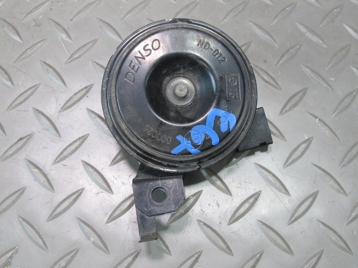 2003-2009 Lexus UZJ120L GX470 High Tone Pitch Horn Signal