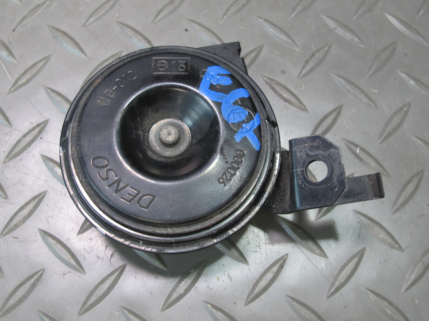 2003-2009 Lexus UZJ120L GX470 High Tone Pitch Horn Signal