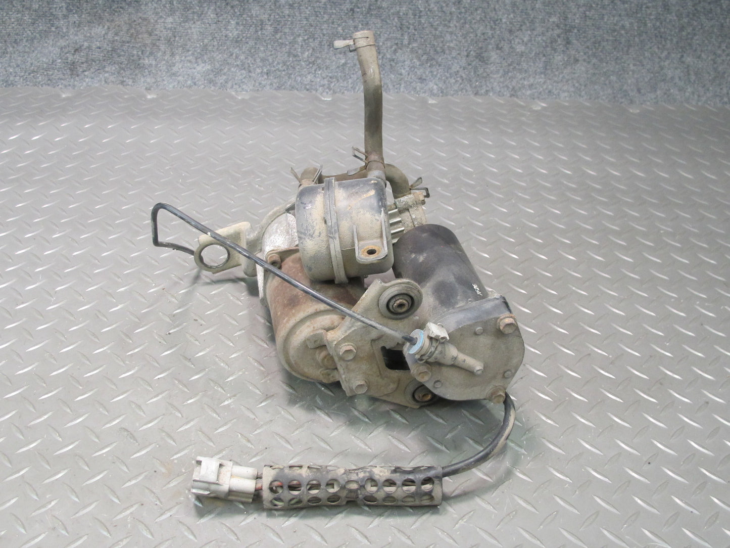 2003-2009 Lexus UZJ120L GX470 Air Ride Suspension Compressor Pump