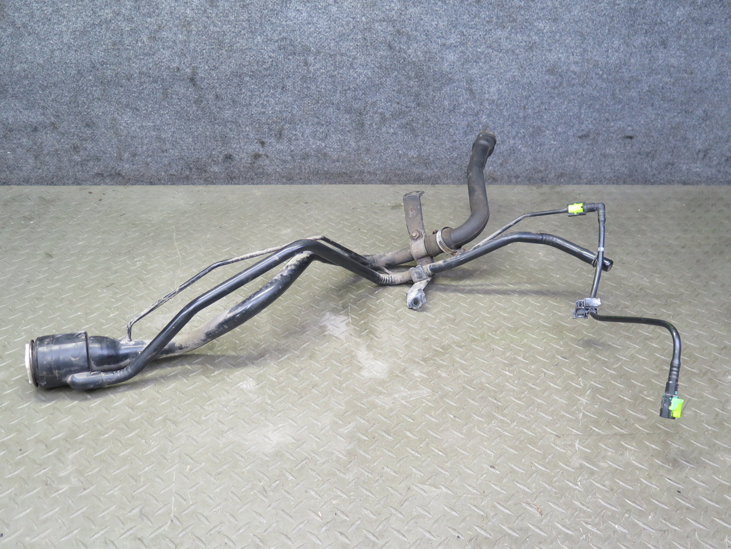 08-14 Lexus USE20L Is-f Fuel Tank Filler Neck w Vent Hose OEM