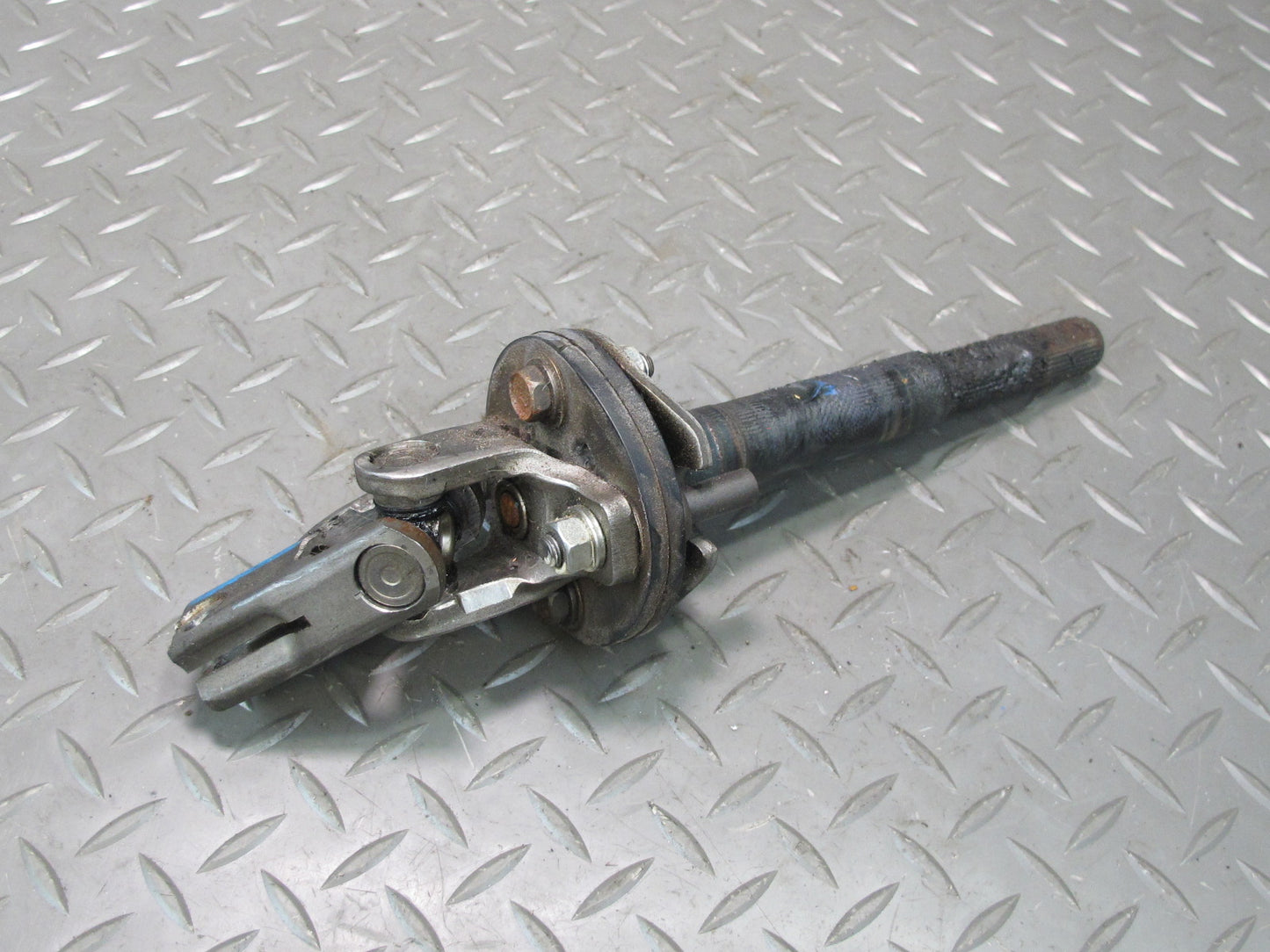 2003-2009 Lexus UZJ120L GX470 Steering Column Intermediate U Joint Shaft