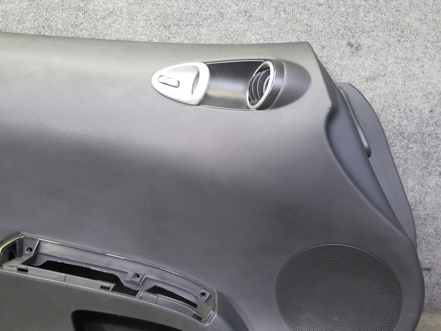 04-05 Nissan Z33 350Z Convertible Left Door Trim Cover Panel Black OEM