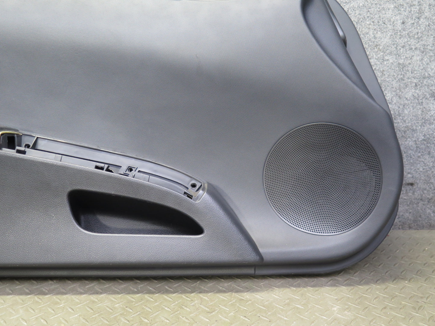 04-05 Nissan Z33 350Z Convertible Left Door Trim Cover Panel Black OEM