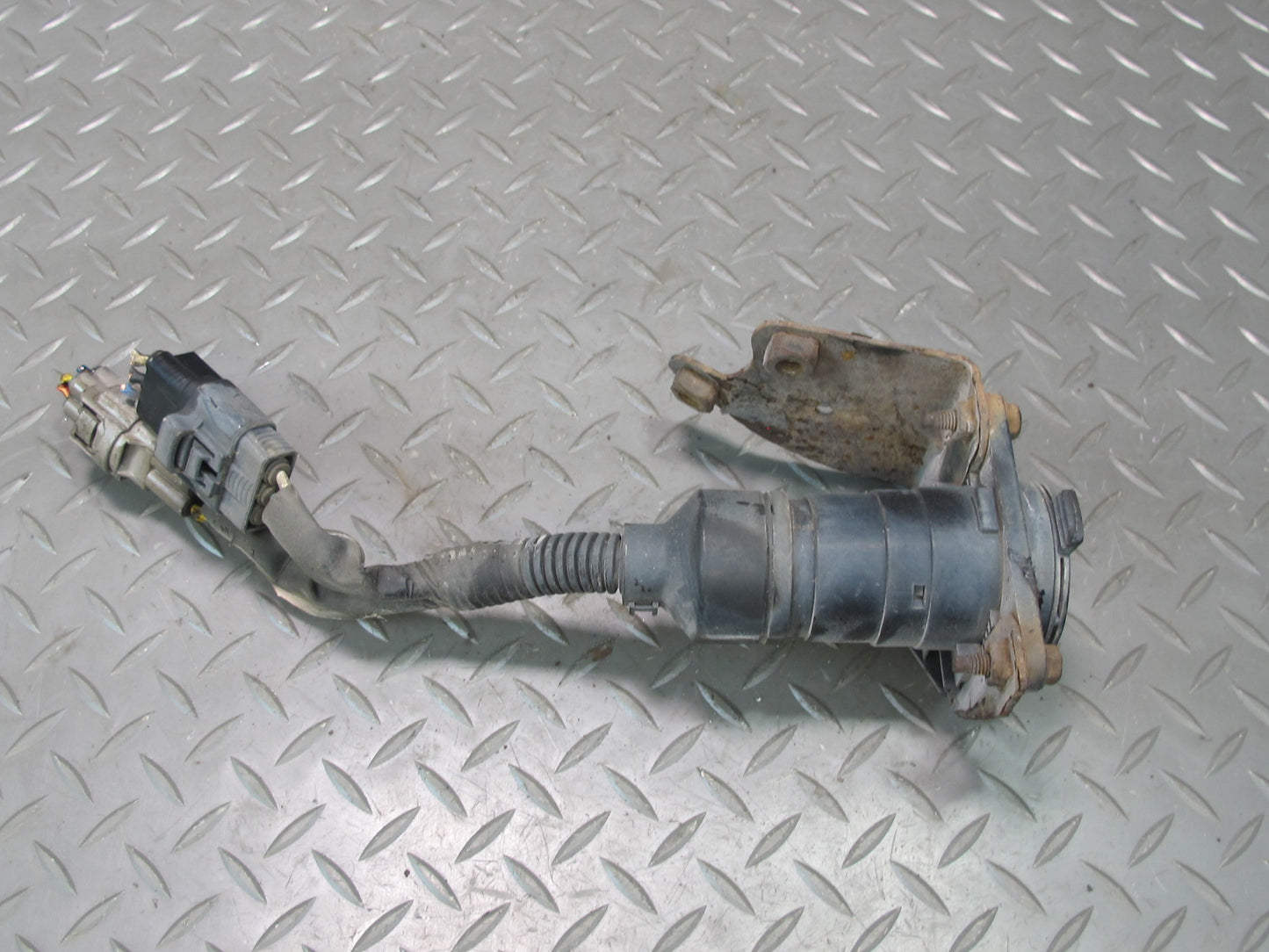 2003-2009 Lexus UZJ120L GX470 Trailer Hitch Towing Plug Wire Harness W/ Bracket