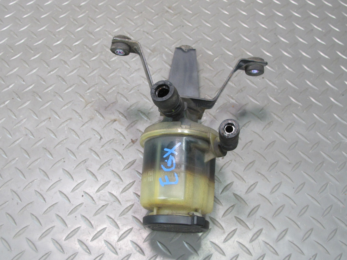 2003-2009 Lexus GX470 Power Steering Fluid Reservoir Bottle Tank W/ Bracket