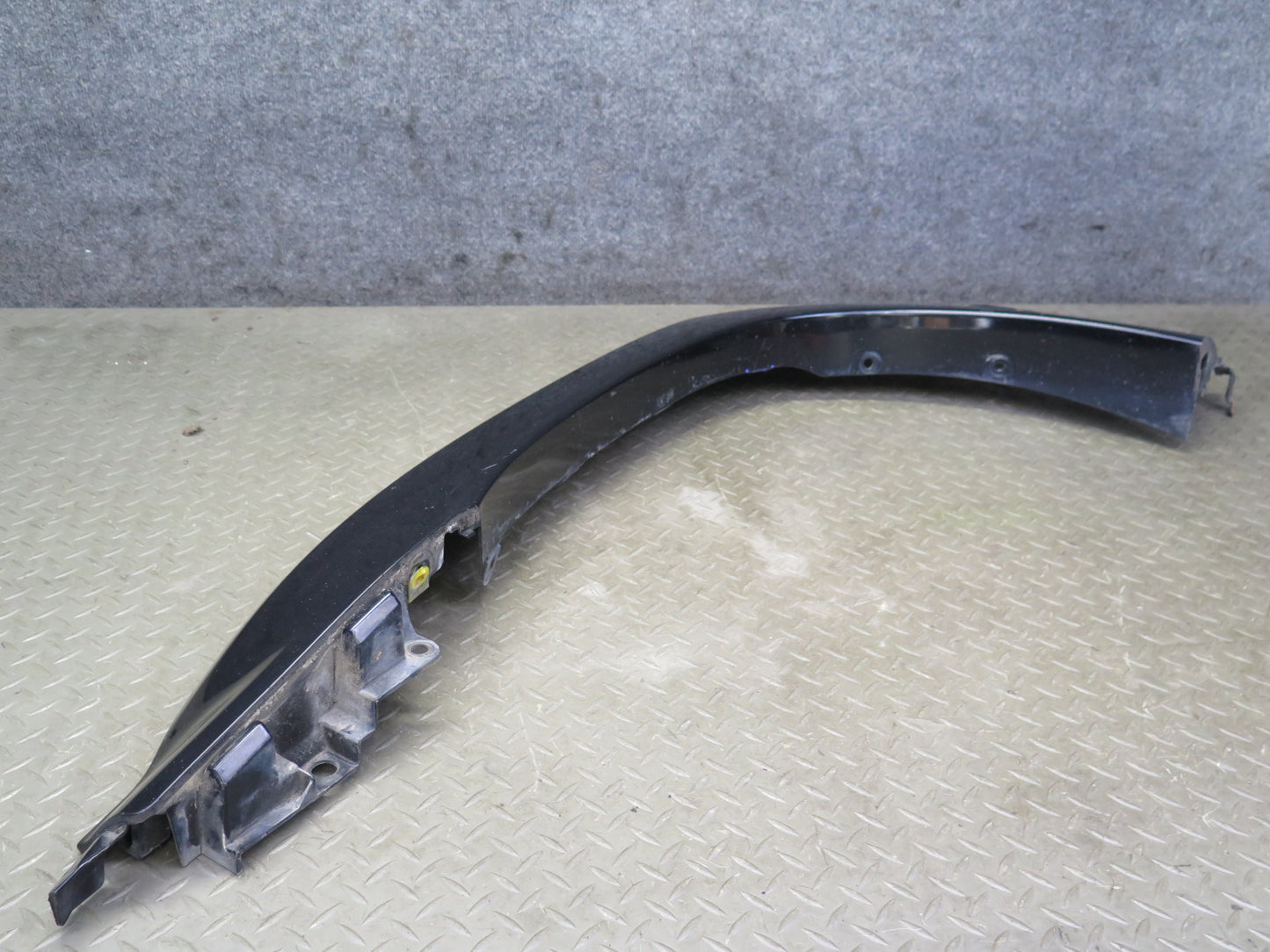 2003-2009 Lexus UZJ120L GX470 Front Left Wheel Arch Fender Flare Trim Molding