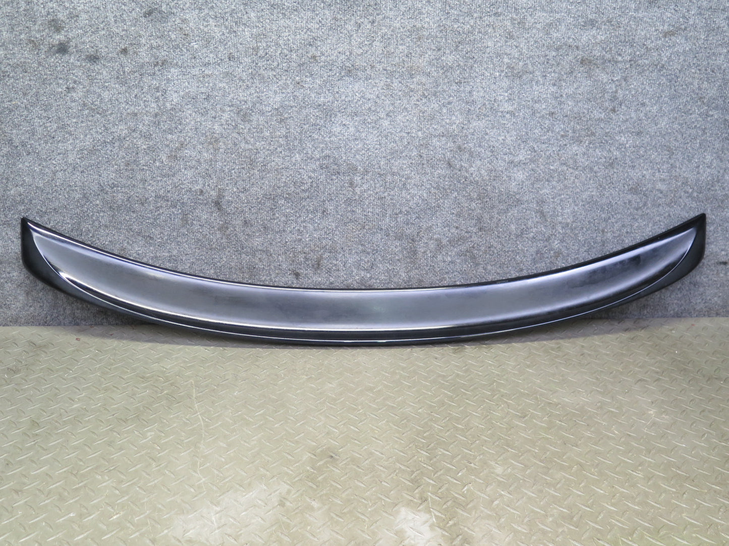 08-13 Lexus USE20L Is-f Rear Trunk Lid Spoiler Wing Obsidian 76085-53040 OEM