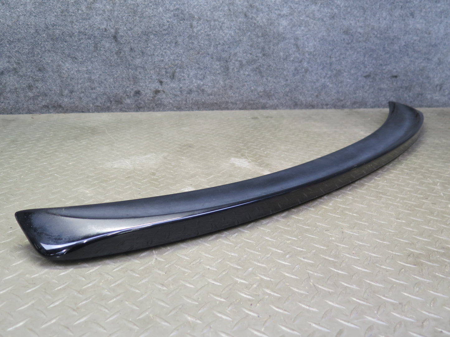 08-13 Lexus USE20L Is-f Rear Trunk Lid Spoiler Wing Obsidian 76085-53040 OEM