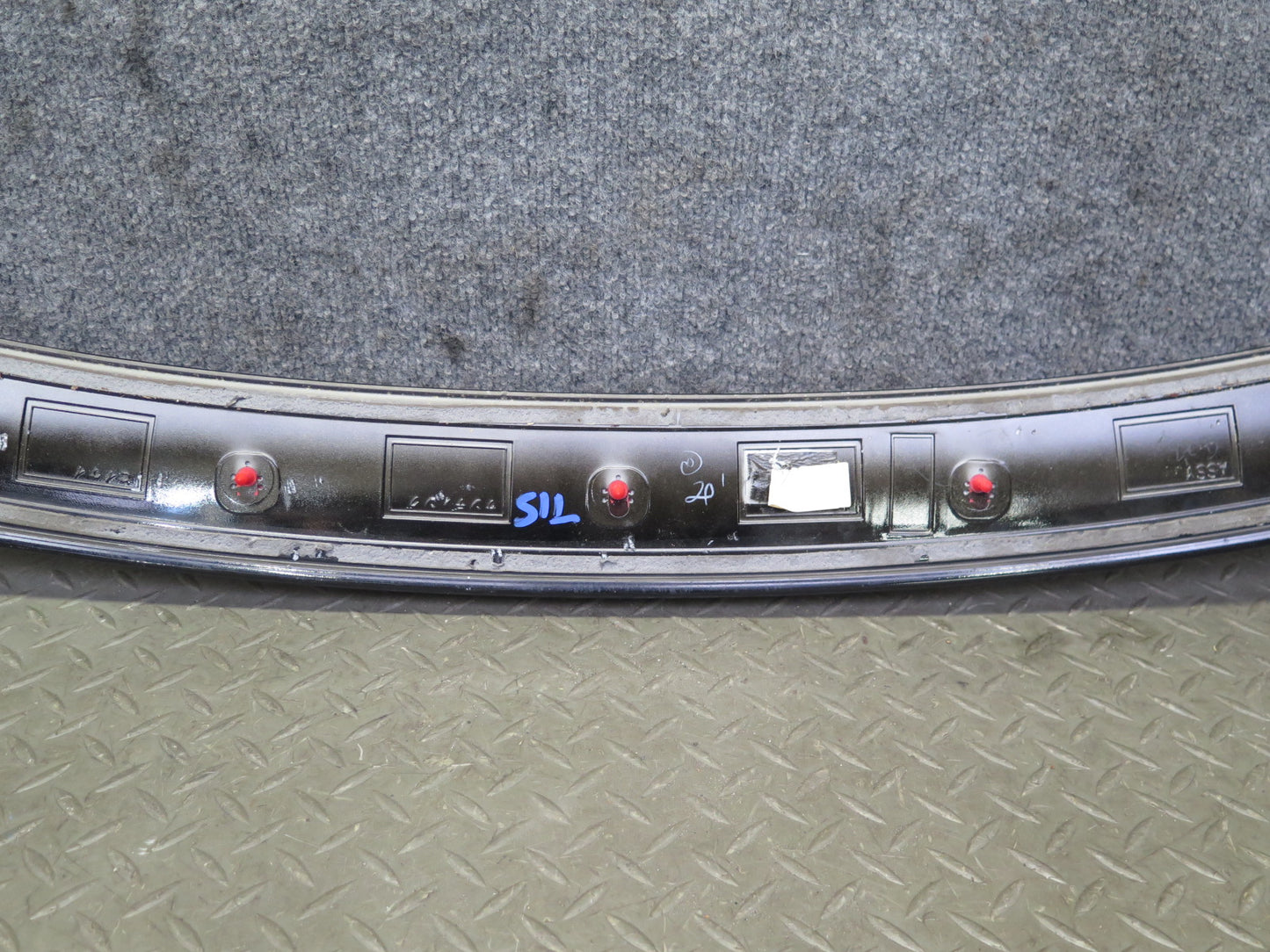 08-13 Lexus USE20L Is-f Rear Trunk Lid Spoiler Wing Obsidian 76085-53040 OEM