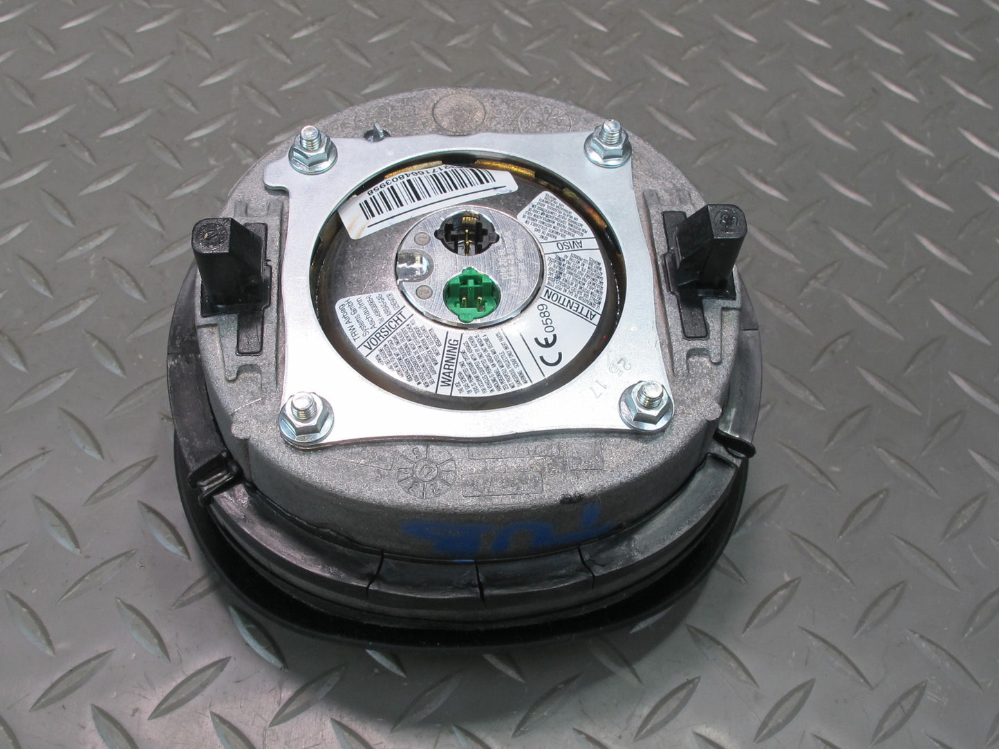 01-06 BMW E46 CONVERTIBLE FRONT LEFT DRIVER SIDE SPORT STEERING WHEEL SRS AIRBAG OEM