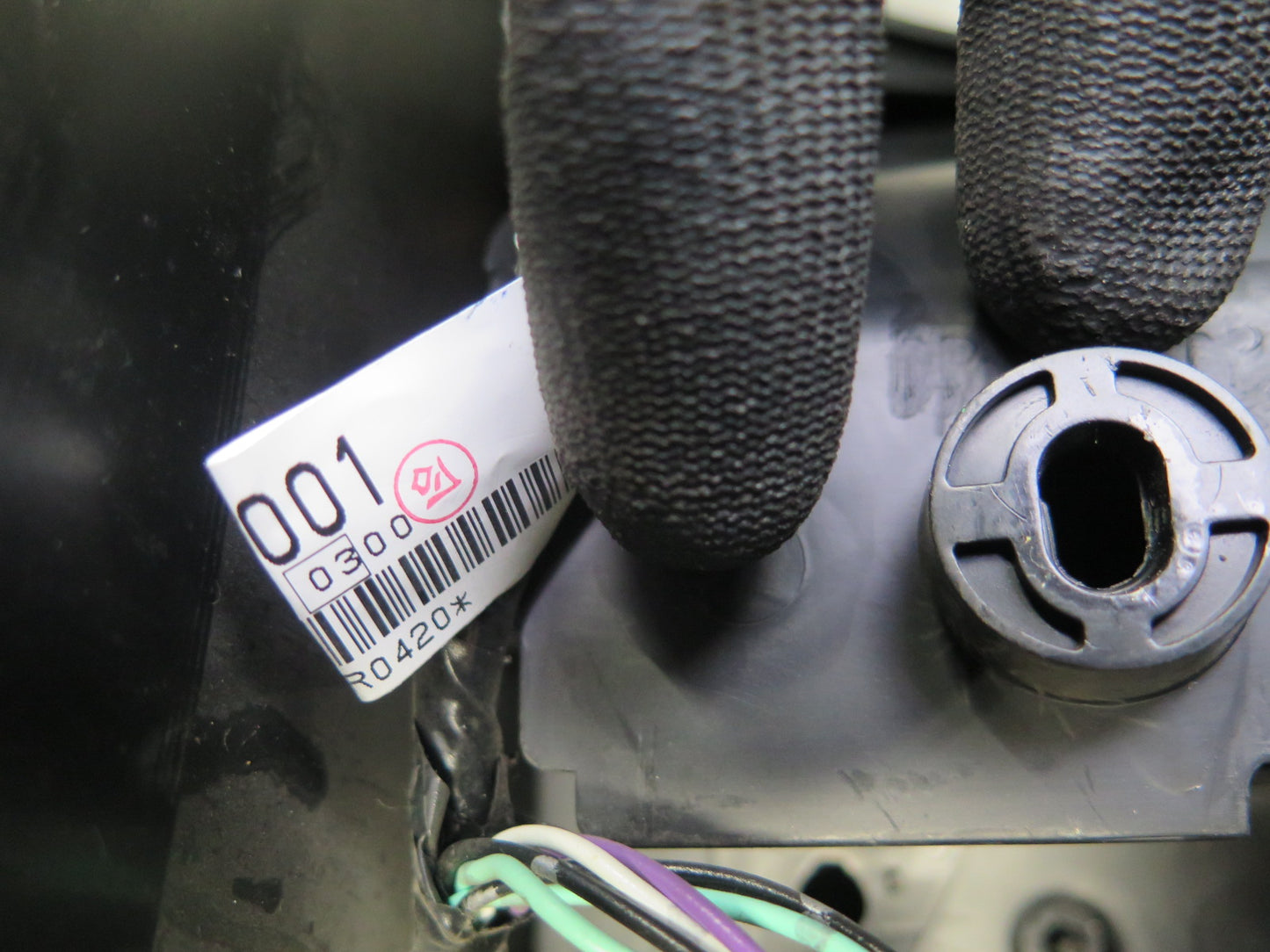 03-09 Nissan Z33 350Z Center Console Trim Cover Panel Black 68924-CD000 OEM