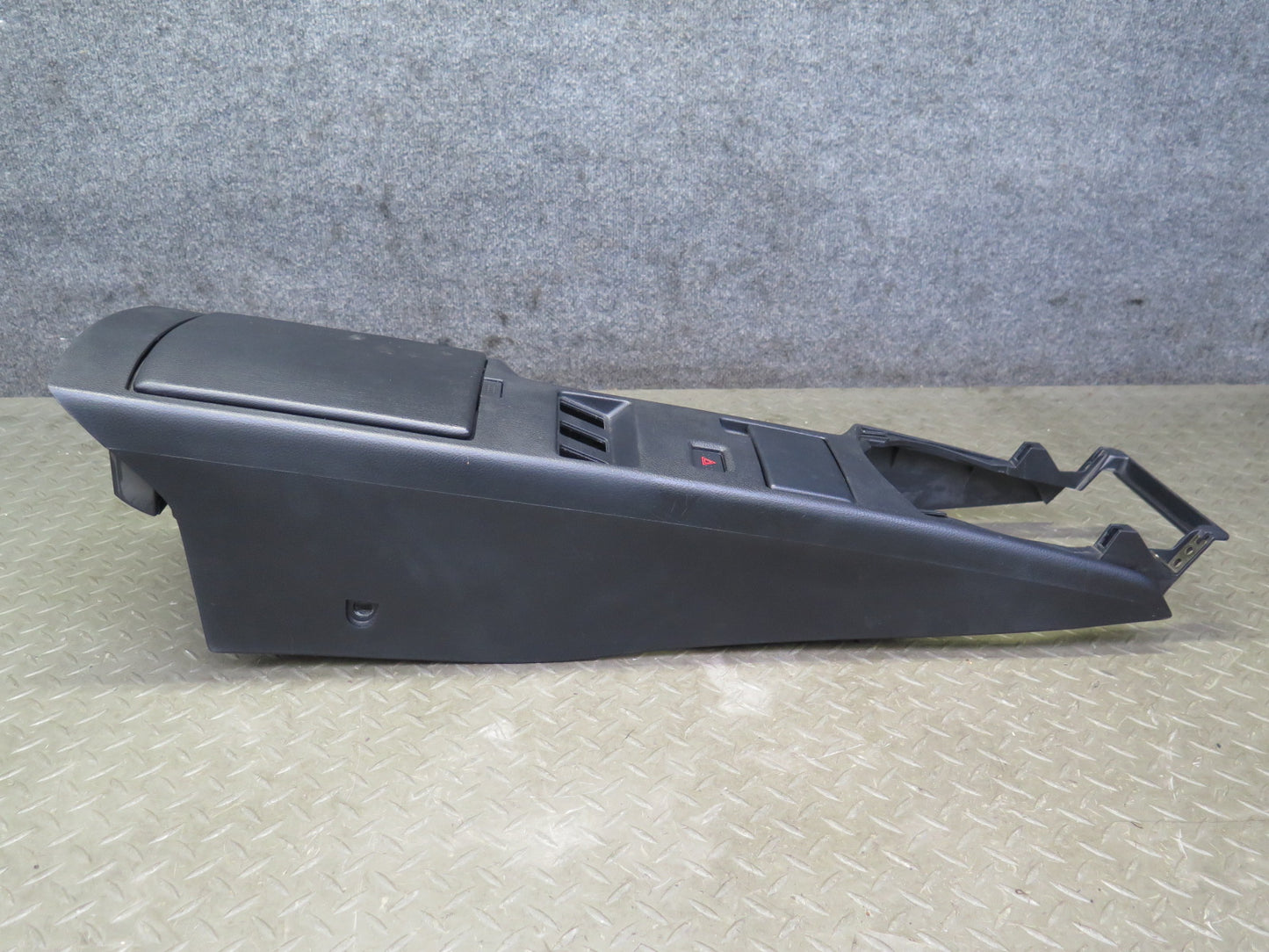 03-09 Nissan Z33 350Z Center Console Trim Cover Panel Black 68924-CD000 OEM