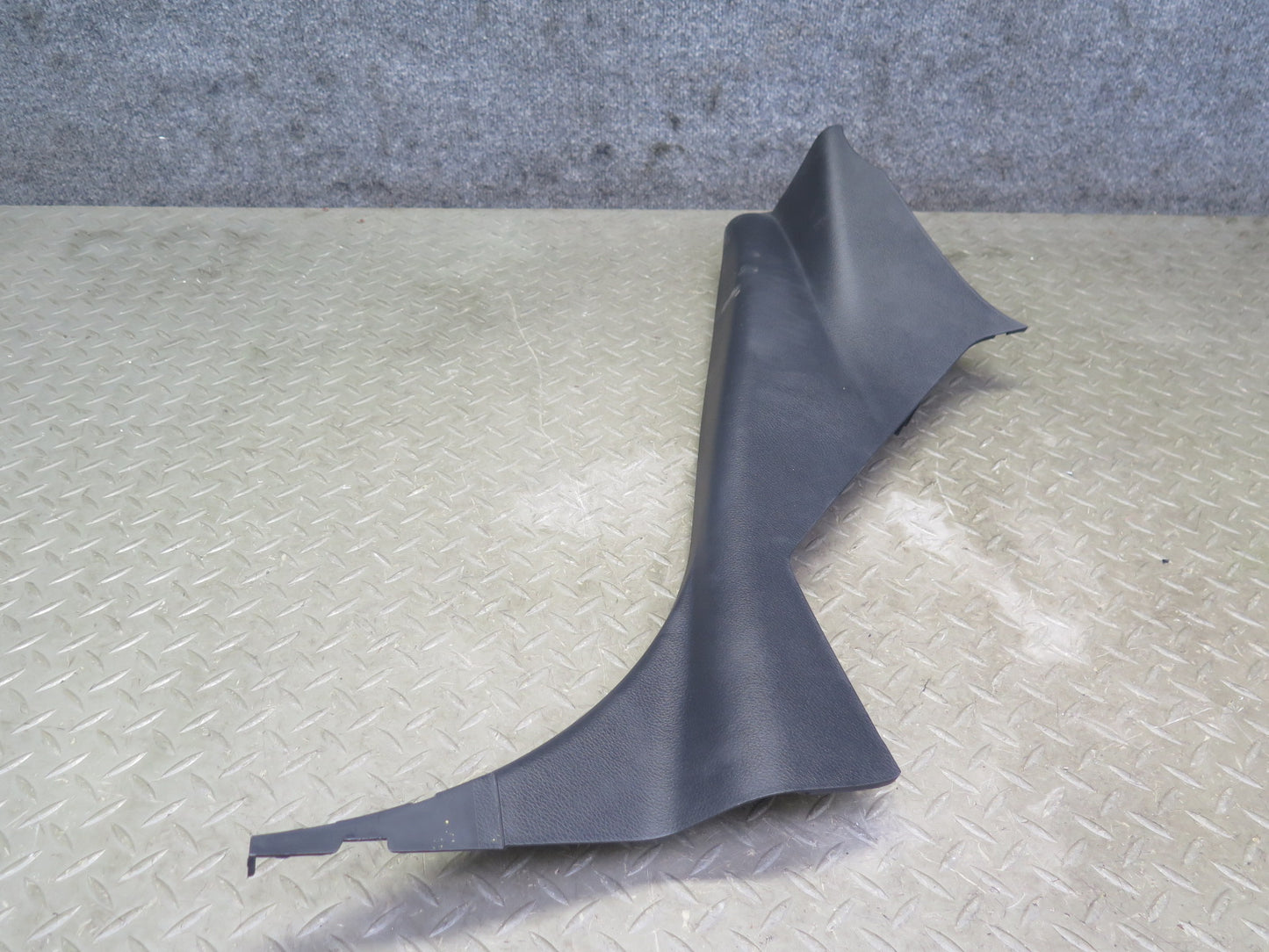 04-09 Nissan Z33 350Z Convertible Interior Lower B Pillar Trim Panel Set OEM