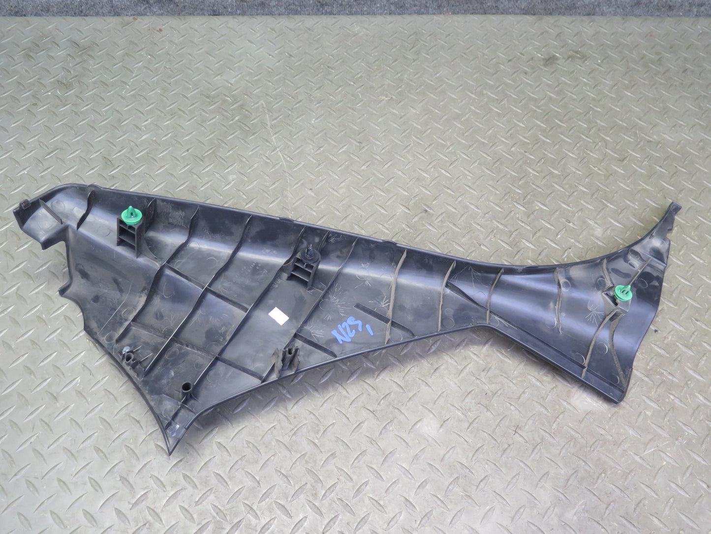 04-09 Nissan Z33 350Z Convertible Interior Lower B Pillar Trim Panel Set OEM