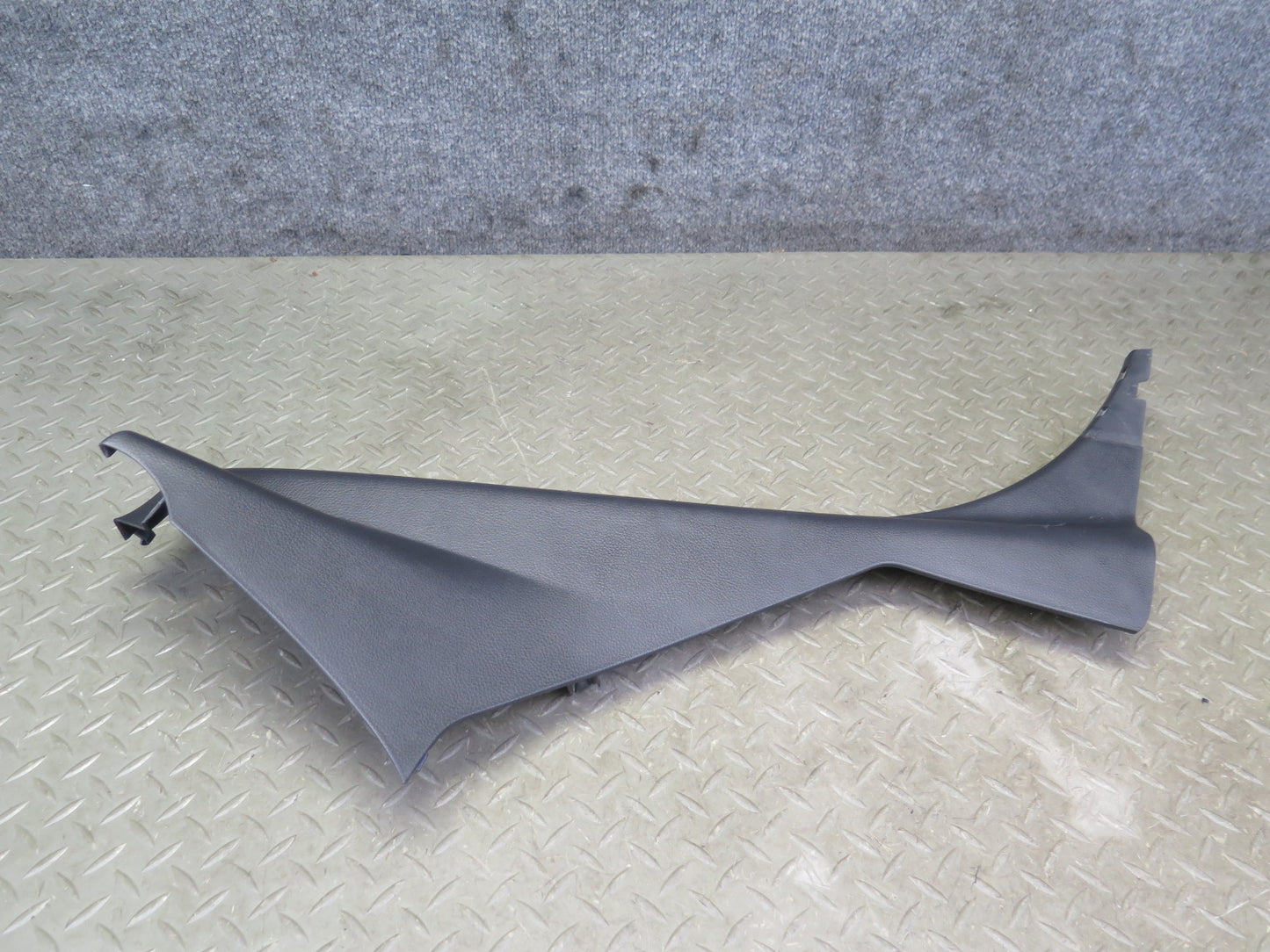 04-09 Nissan Z33 350Z Convertible Interior Lower B Pillar Trim Panel Set OEM