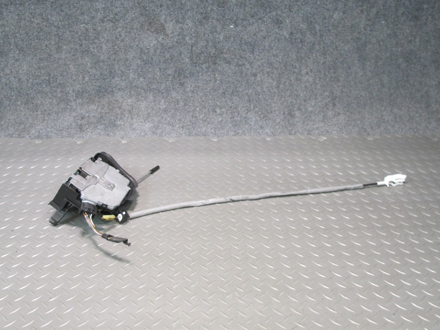 01-06 BMW E46 330CI Coupe Convertible Left Door Lock Latch Actuator OEM