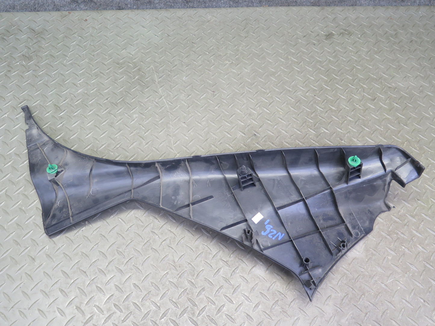 04-09 Nissan Z33 350Z Convertible Interior Lower B Pillar Trim Panel Set OEM