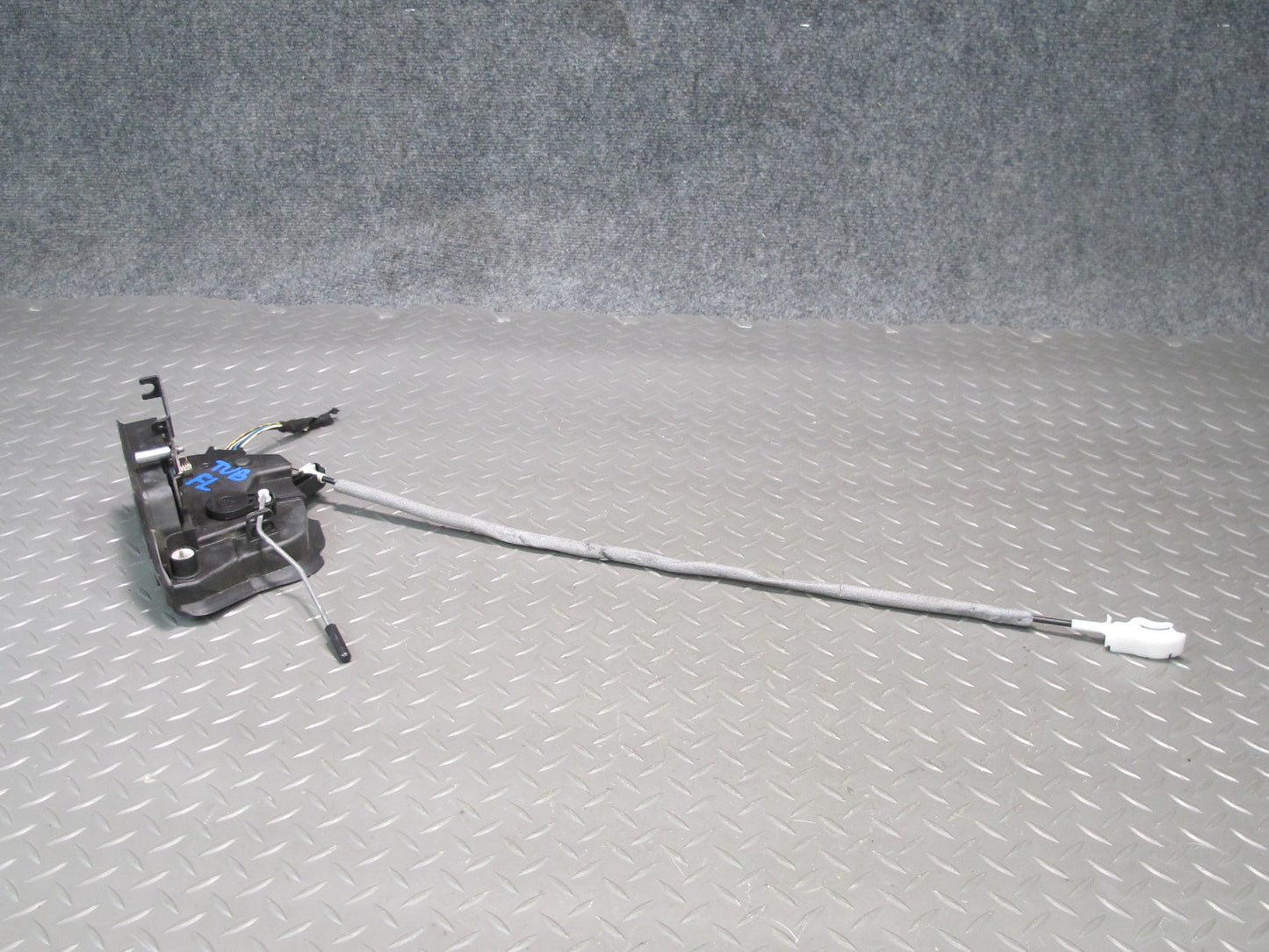 01-06 BMW E46 330CI Coupe Convertible Left Door Lock Latch Actuator OEM