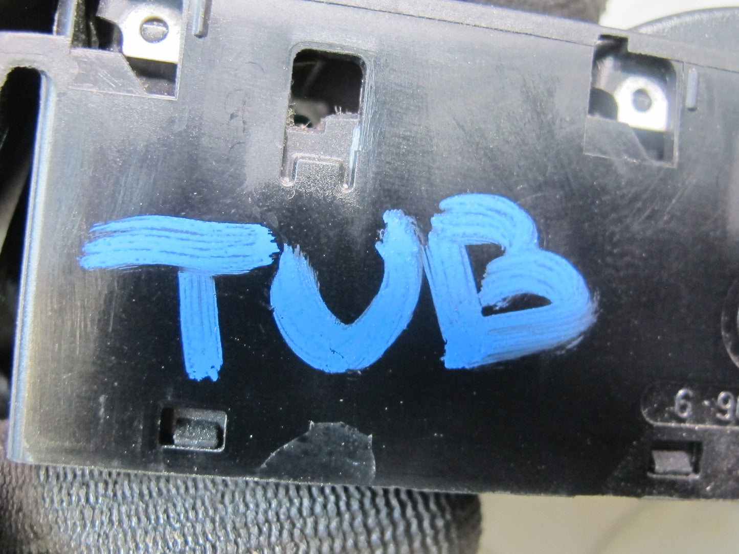 01-06 BMW E46 330ci Convertible Left Master Power Window Switch 6902183 OEM