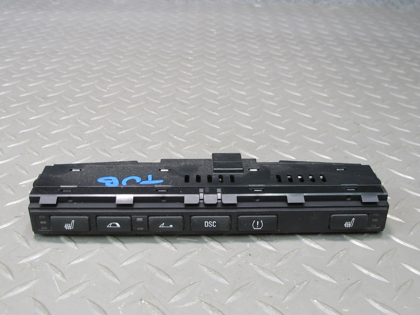 01-06 BMW E46 330ci Conv Center Console Heat Seat DSC TOP Roof Switch Panel OEM