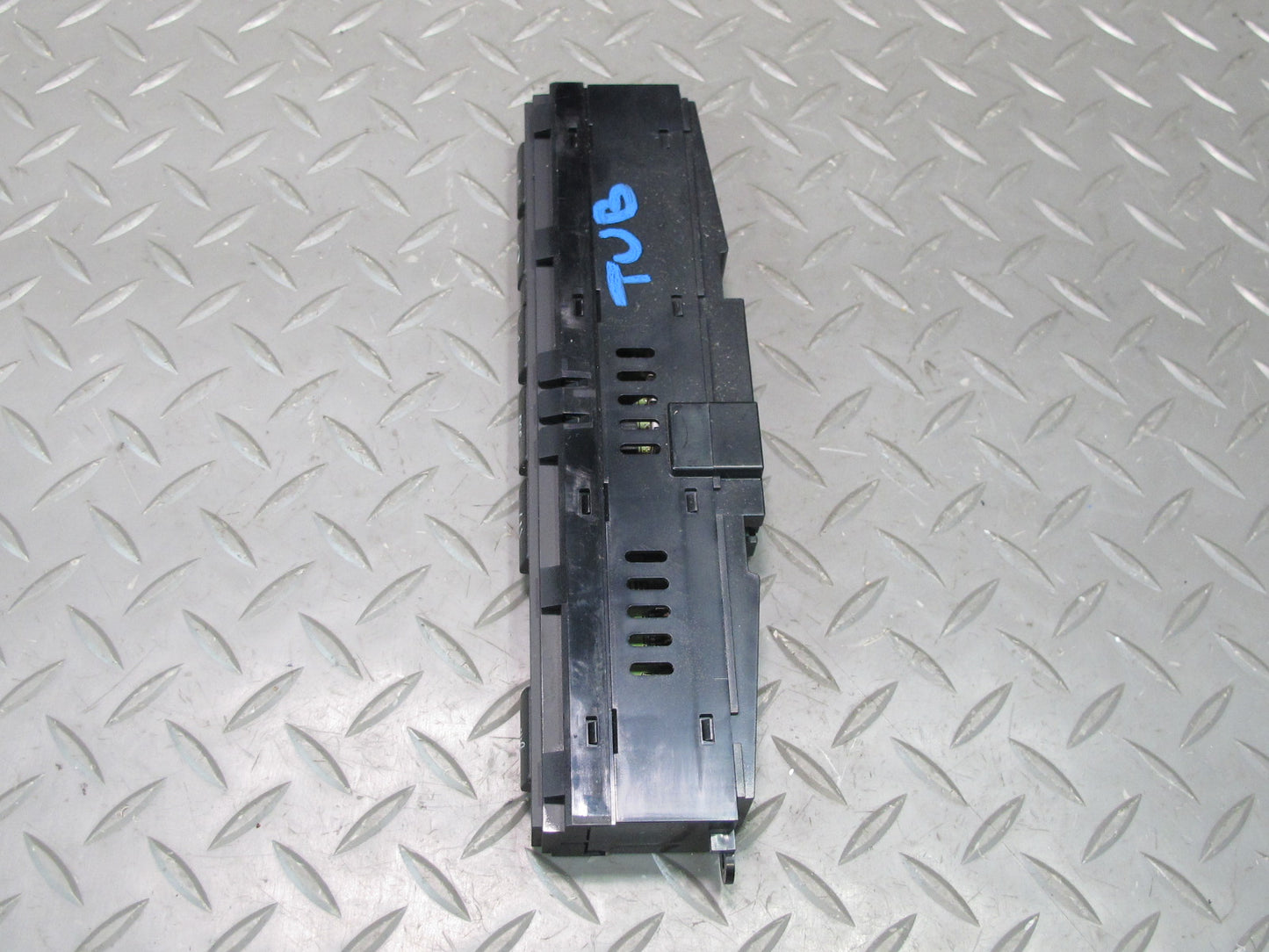 01-06 BMW E46 330ci Conv Center Console Heat Seat DSC TOP Roof Switch Panel OEM