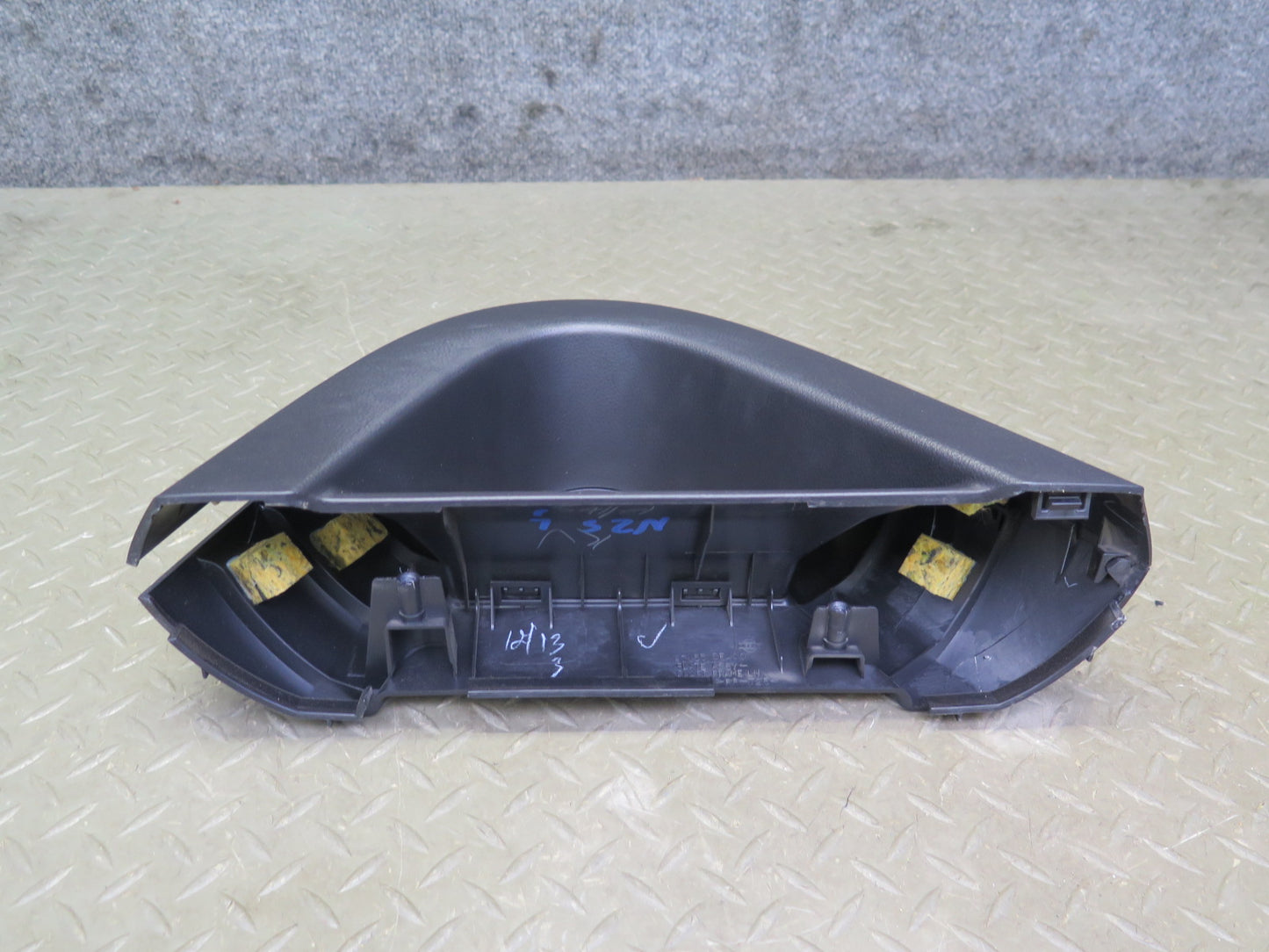 04-09 Nissan Z33 350Z Convertible Set of 2 Anti Roll Over Guard Trim Cover OEM