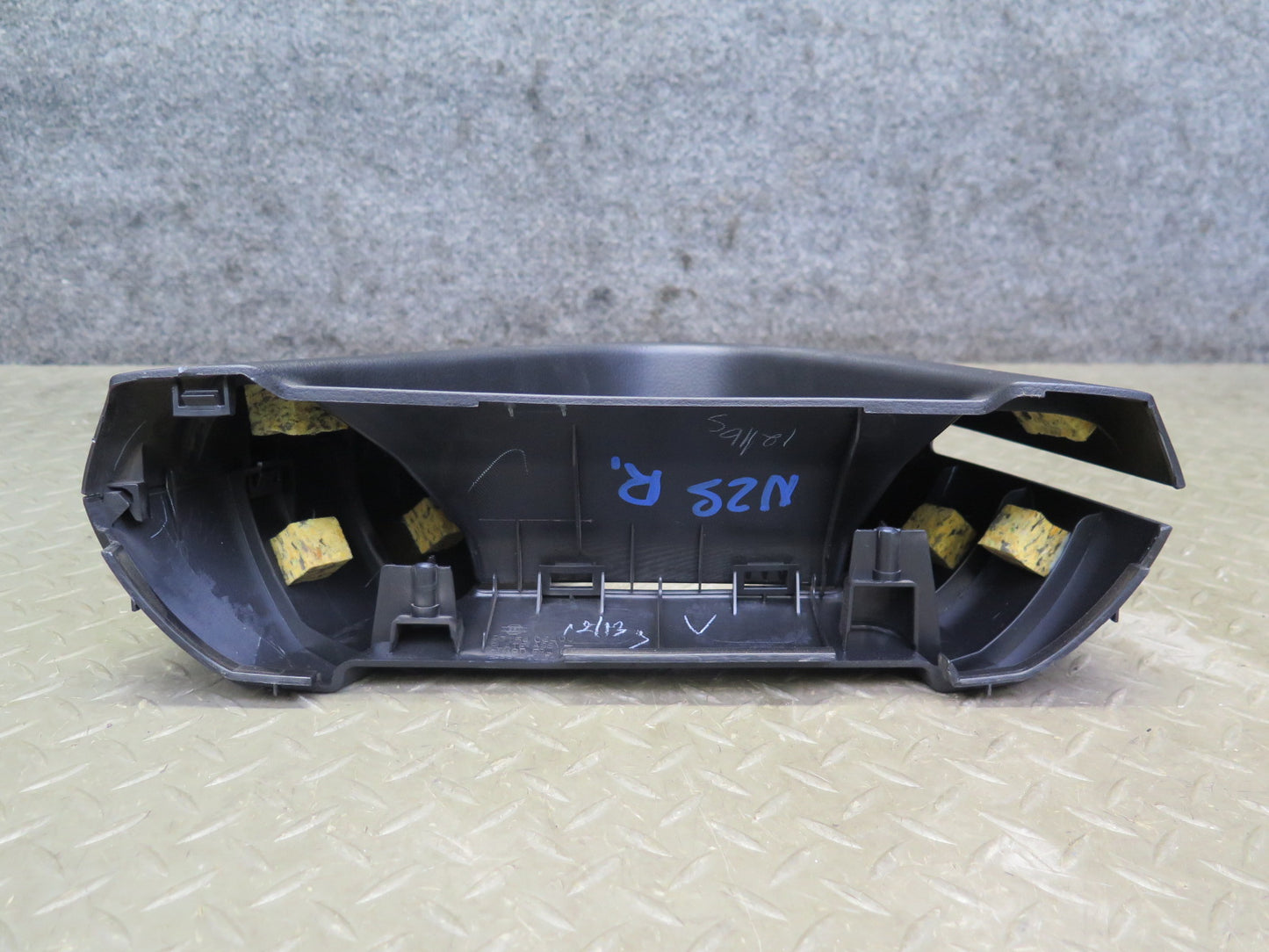 04-09 Nissan Z33 350Z Convertible Set of 2 Anti Roll Over Guard Trim Cover OEM