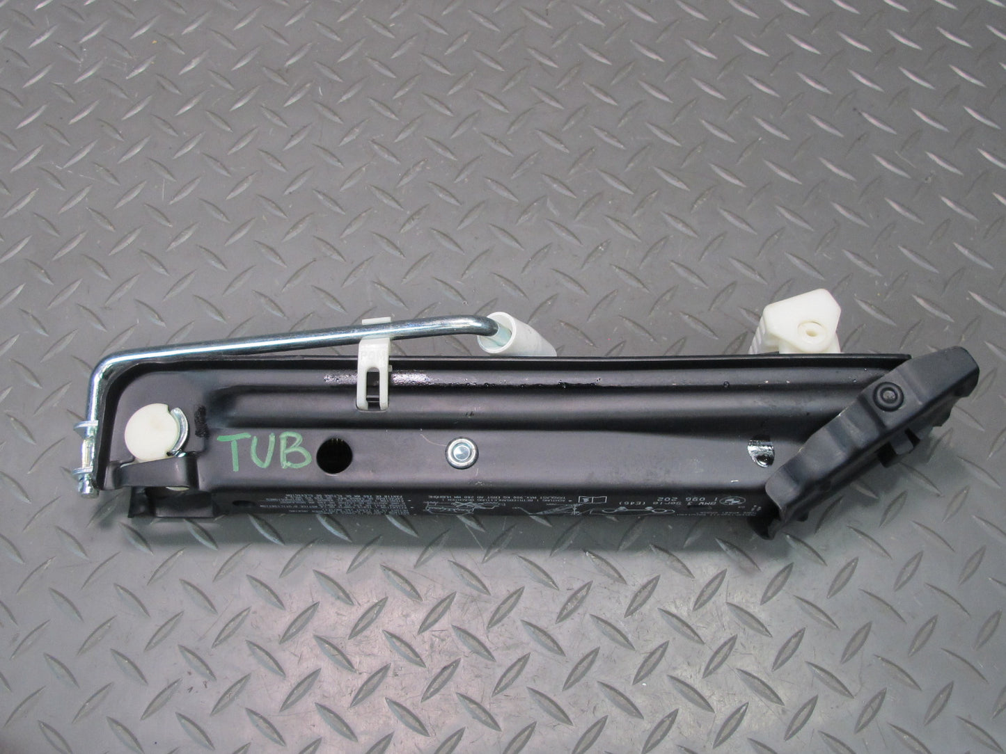 01-06 BMW E46 330Ci Emergency Spare Tire Lift Jack Stopper Set OEM