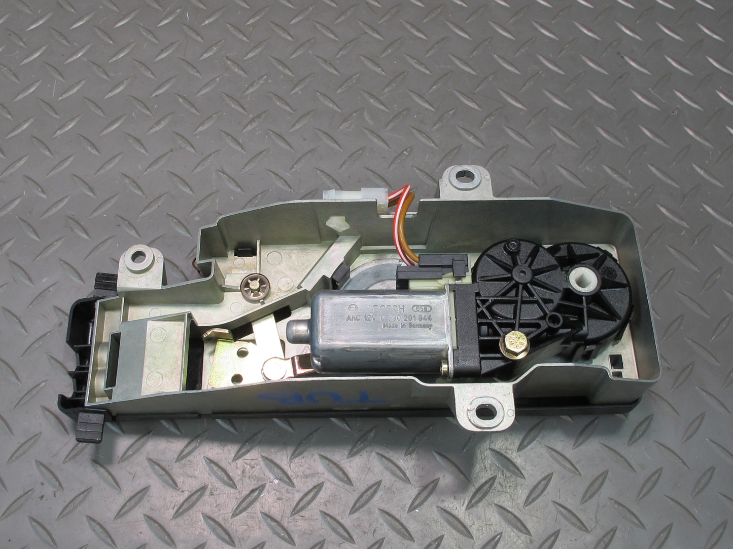 01-06 BMW E46 330ci Convertible Folding TOP Drive Motor Mechanism OEM